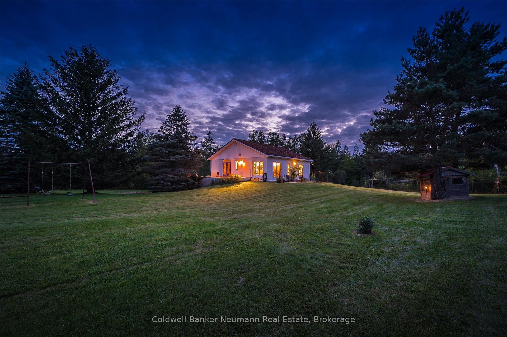Photo 11 of 7530 Macpherson Lane, Puslinch, Rural Puslinch East — HOMEH