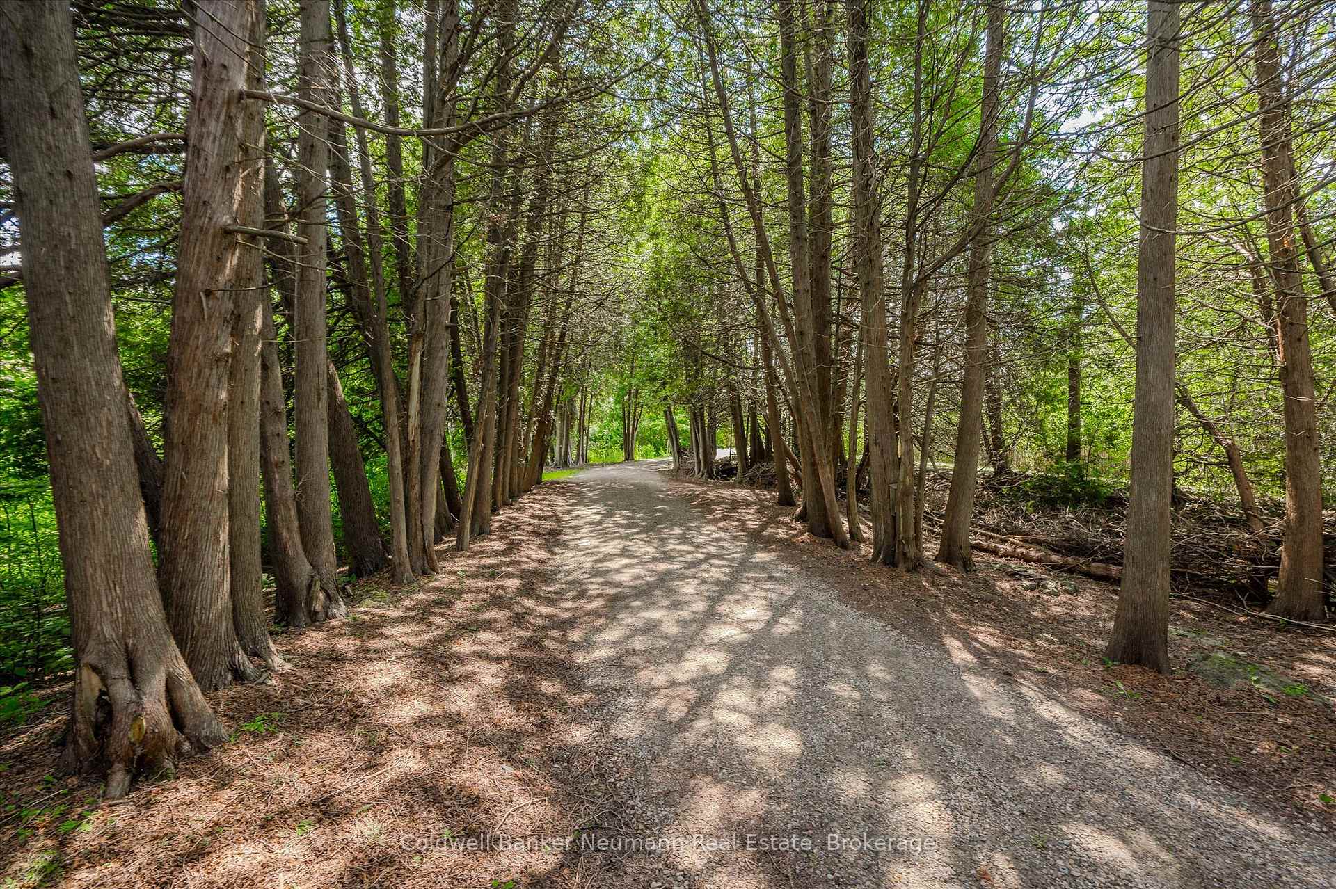 Photo 17 of 7530 Macpherson Lane, Puslinch, Rural Puslinch East — HOMEH