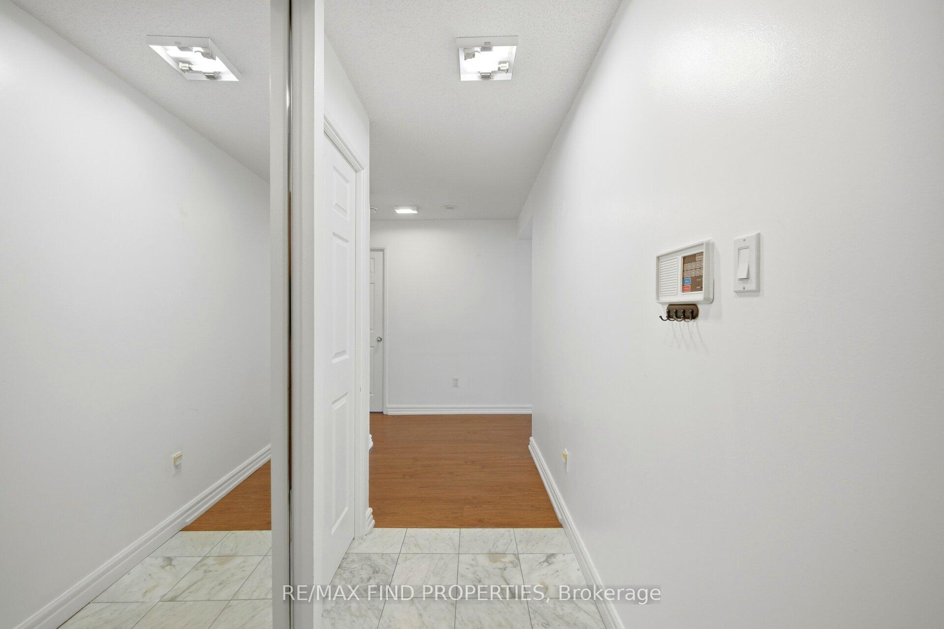 Photo 7 of Unit 1203, 33 University Avenue, Toronto, Waterfront Communities — HOMEH