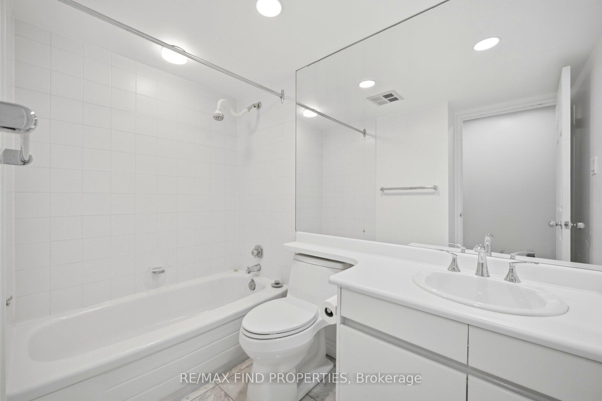 Photo 34 of Unit 1203, 33 University Avenue, Toronto, Waterfront Communities — HOMEH