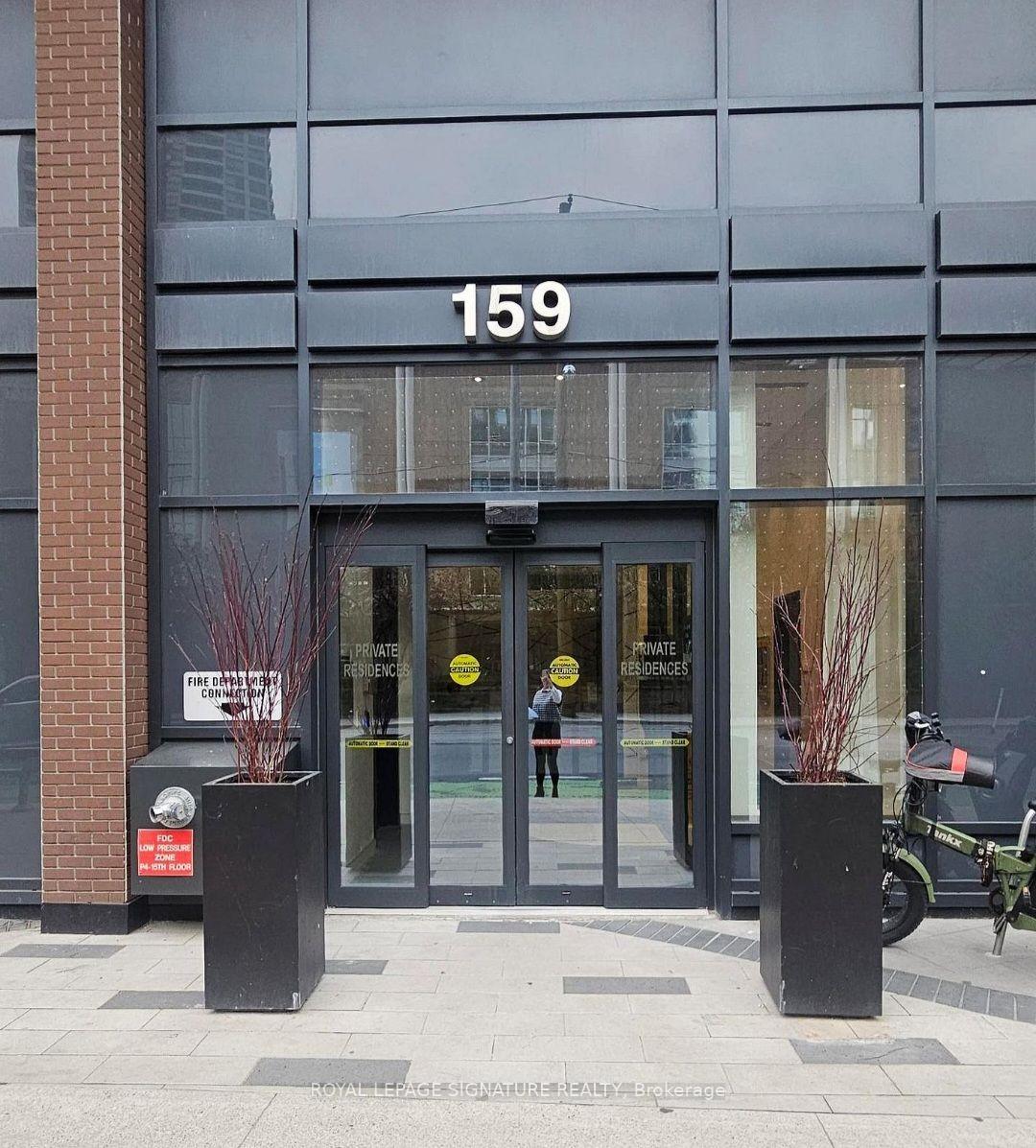 Photo 2 of Unit 1009, 159 Wellesley Street E, Toronto, Church-Yonge Corridor — HOMEH