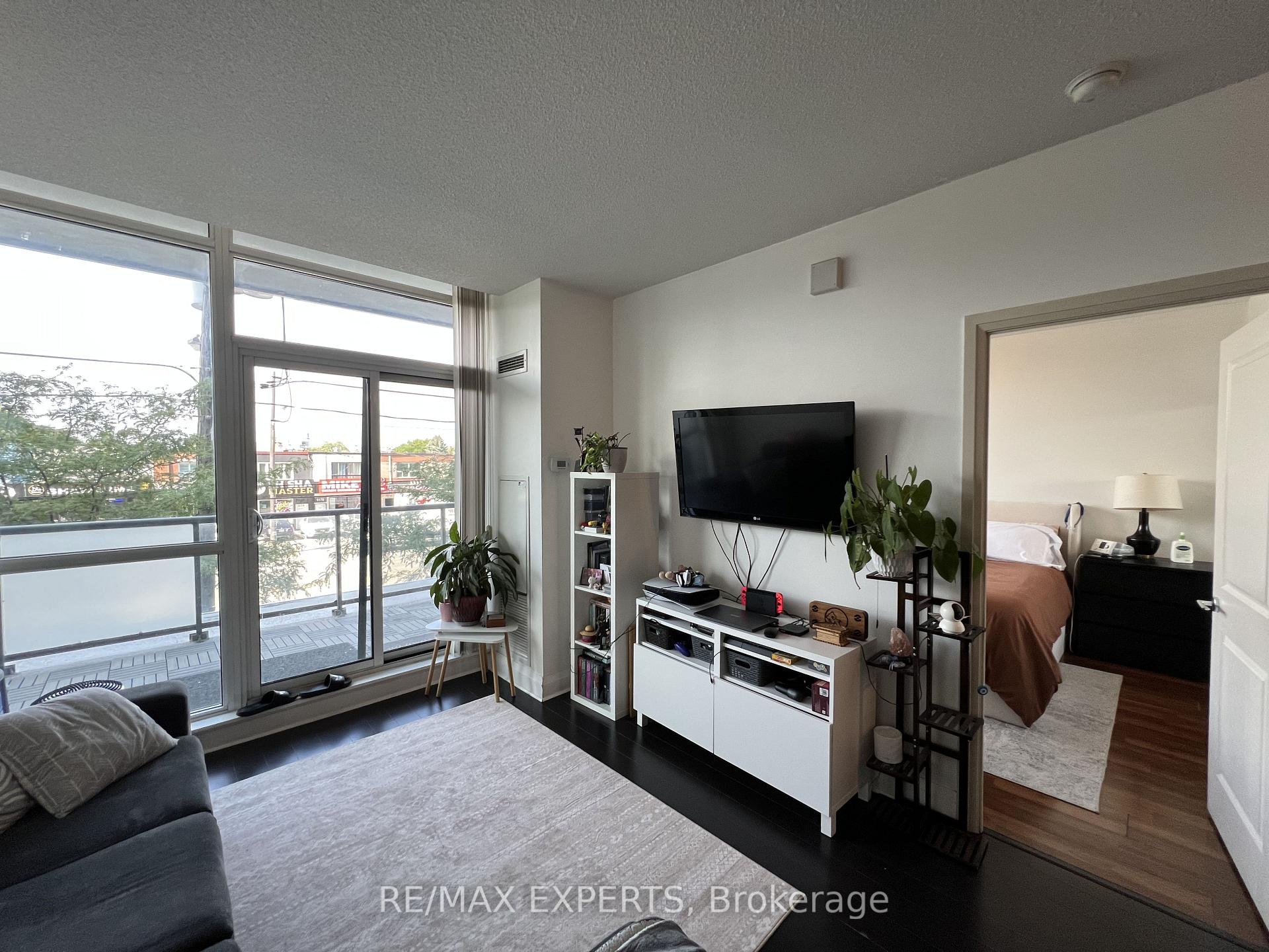 Photo 10 of Unit 215, 1185 The Queensway, Etobicoke, Islington-City Centre West — HOMEH