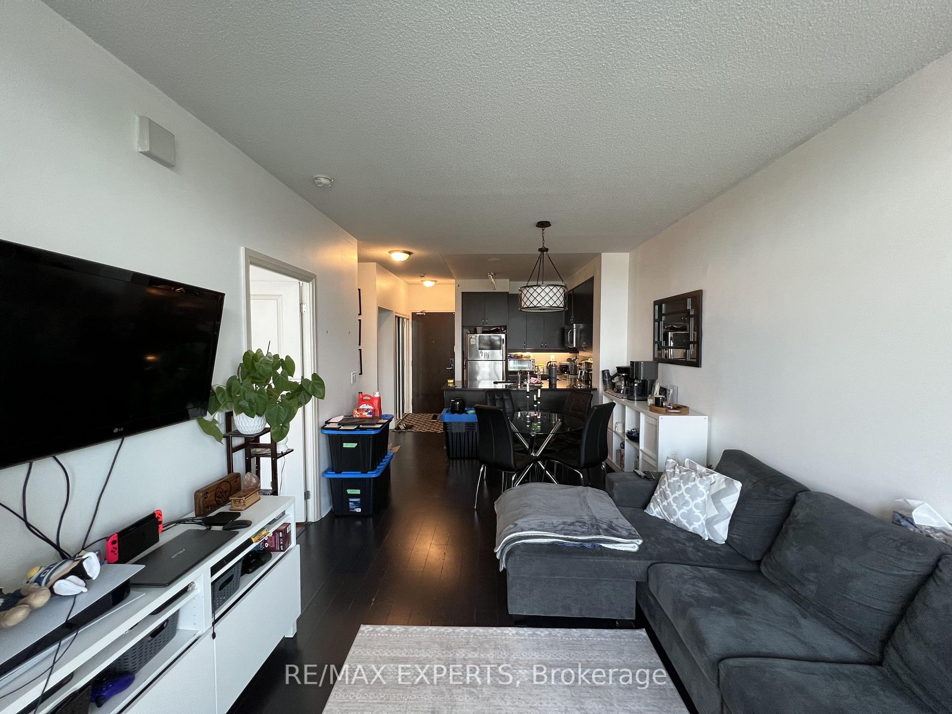 Photo 12 of Unit 215, 1185 The Queensway, Etobicoke, Islington-City Centre West — HOMEH