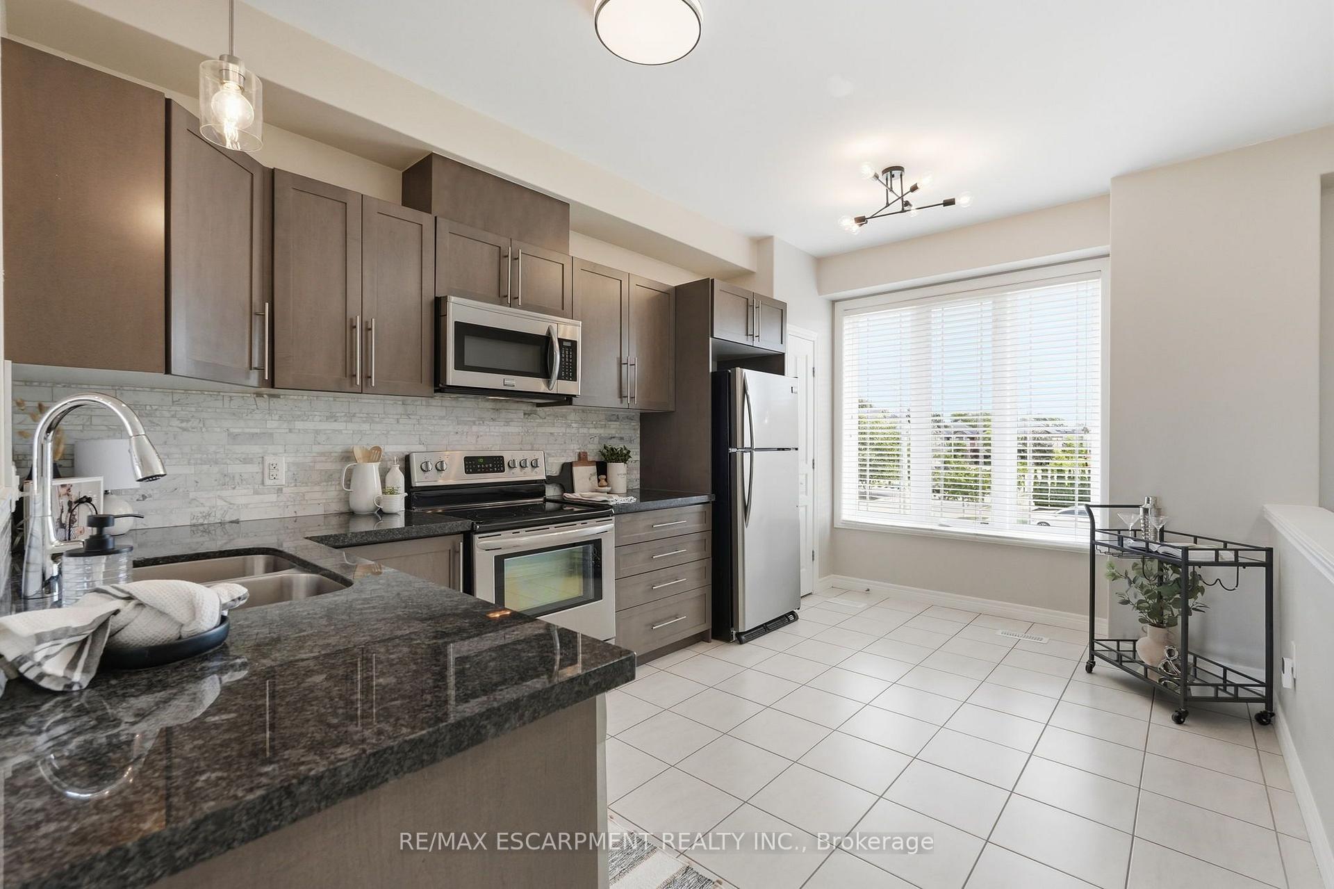 Photo 5 of 31 Edenrock Drive, Hamilton, Stoney Creek Industrial — HOMEH