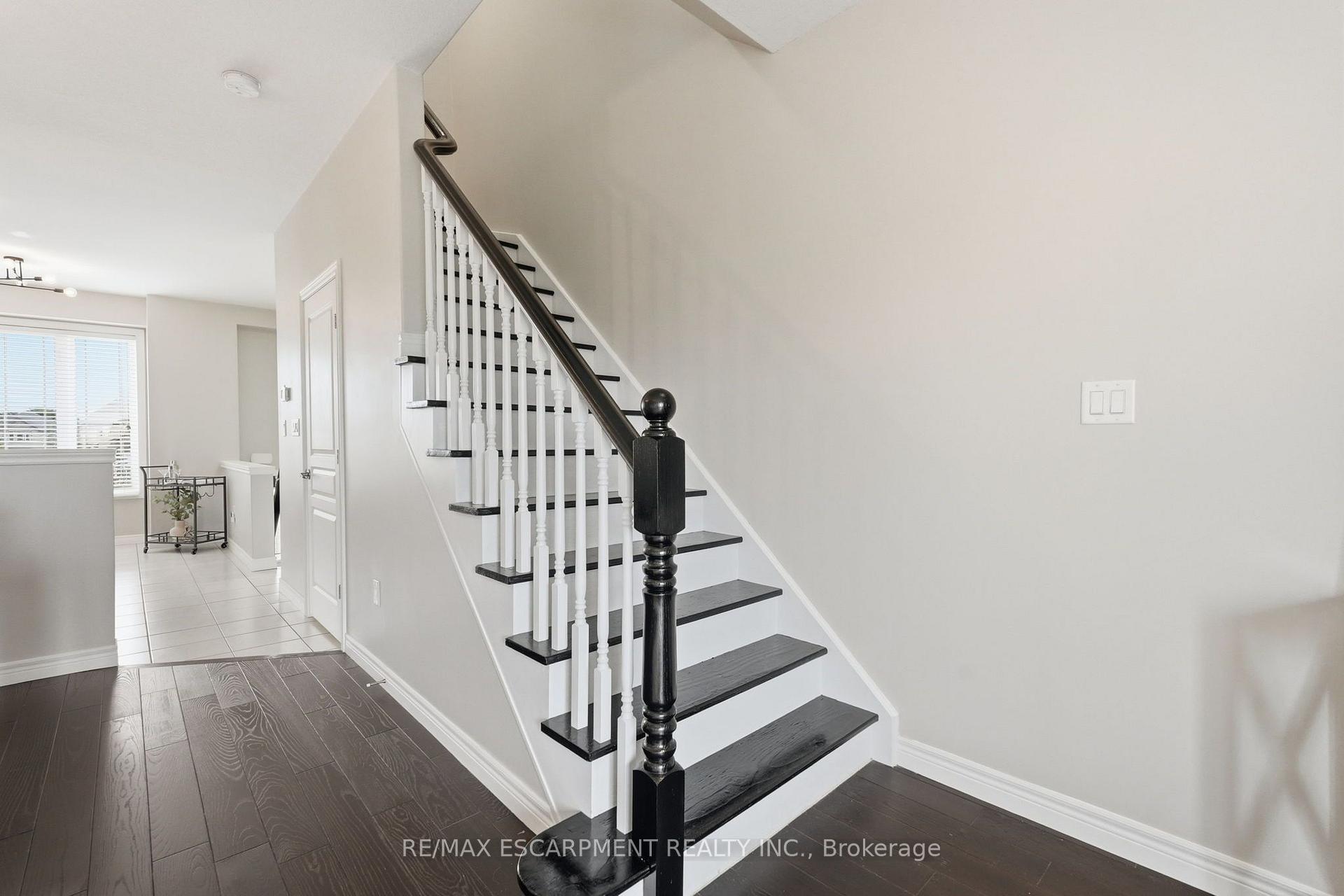 Photo 18 of 31 Edenrock Drive, Hamilton, Stoney Creek Industrial — HOMEH