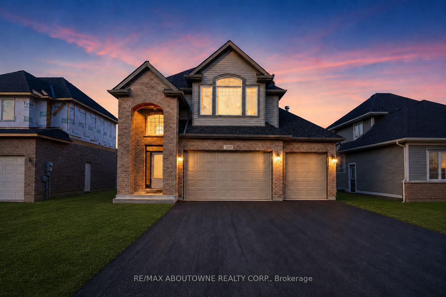 Photo 1 of 7563 Oldfield Road, Niagara Falls, Oldfield — HOMEH
