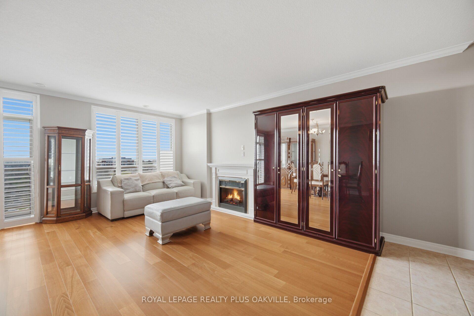 Photo 9 of Unit 601, 1998 Ironstone Drive, Burlington, Uptown — HOMEH