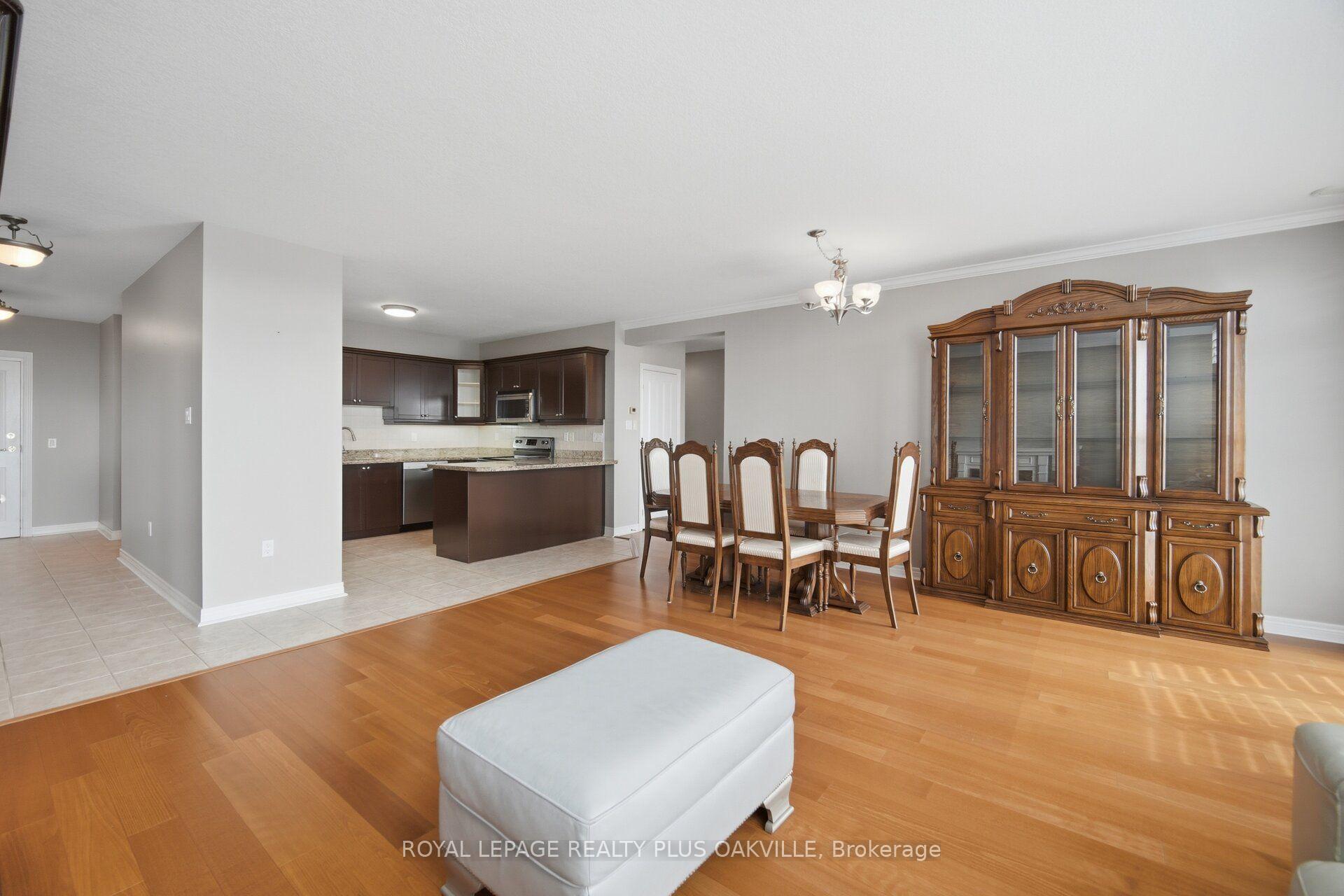 Photo 11 of Unit 601, 1998 Ironstone Drive, Burlington, Uptown — HOMEH