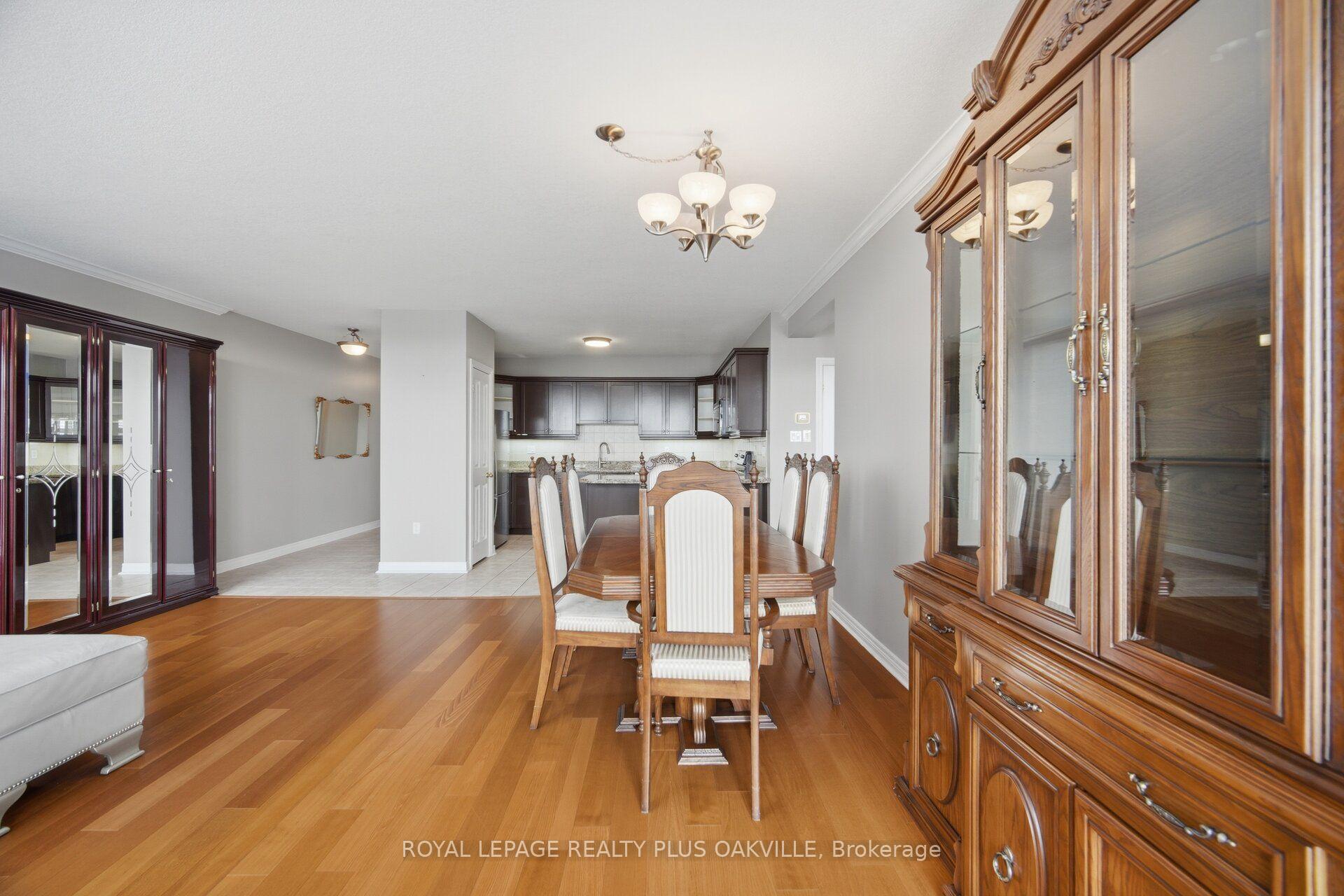 Photo 14 of Unit 601, 1998 Ironstone Drive, Burlington, Uptown — HOMEH