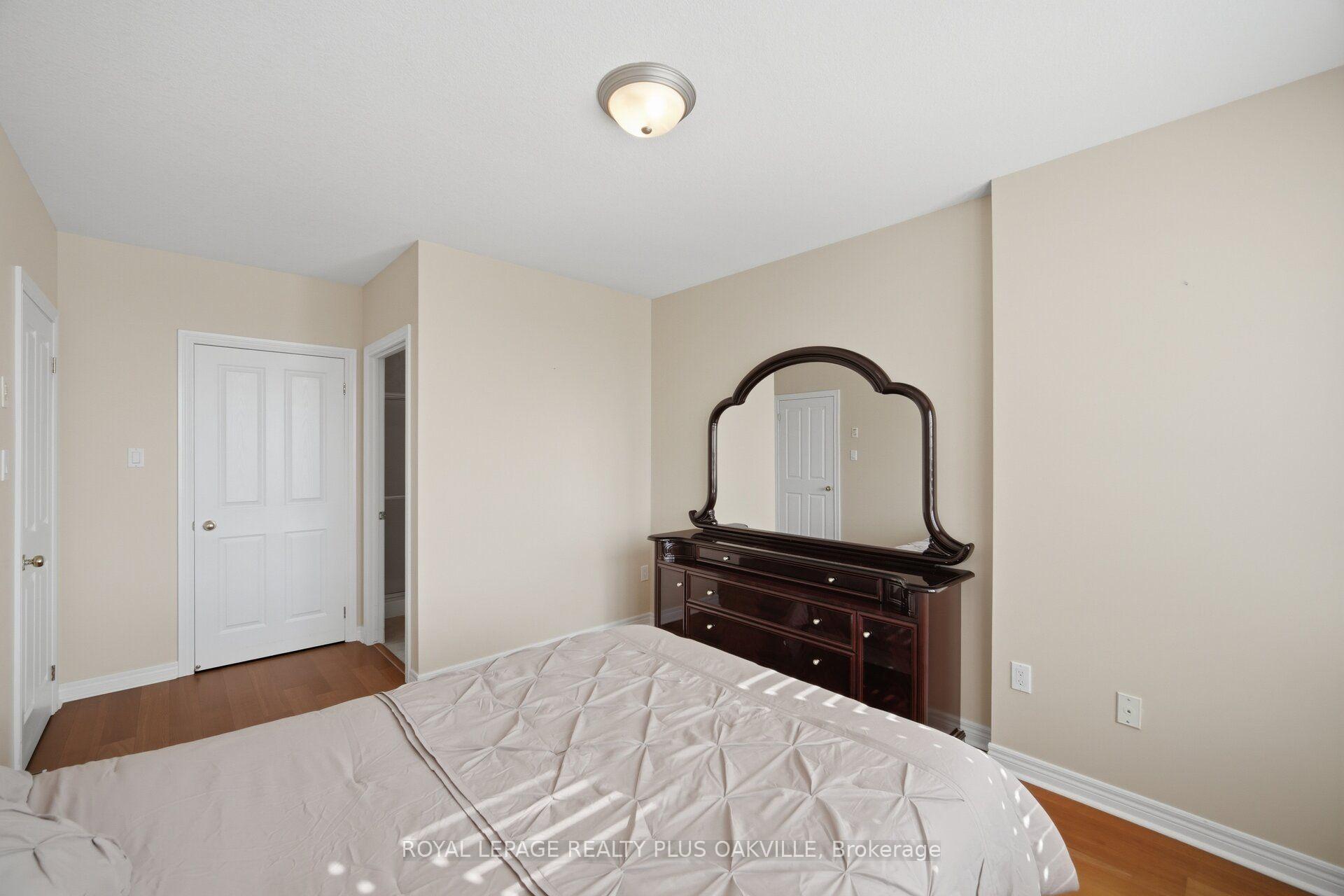 Photo 25 of Unit 601, 1998 Ironstone Drive, Burlington, Uptown — HOMEH