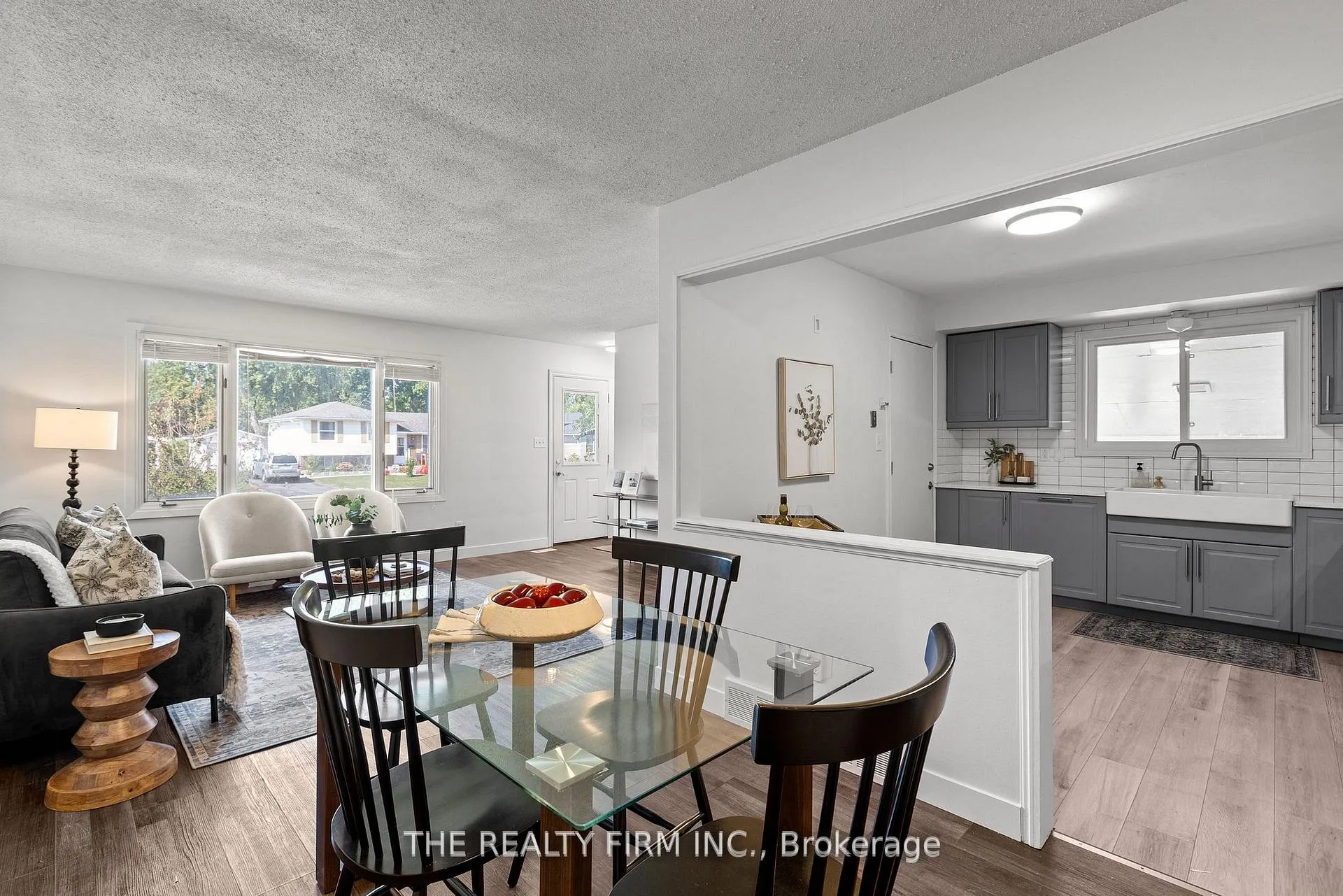 Photo 10 of 59 Joyce Street, St. Thomas — HOMEH