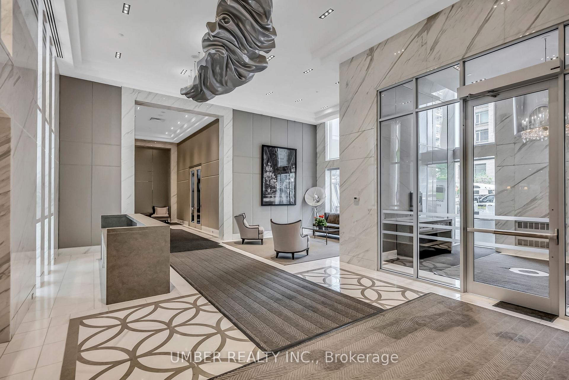 Photo 3 of Unit 1601, 111 Champagne Avenue, Ottawa, Dows Lake — HOMEH