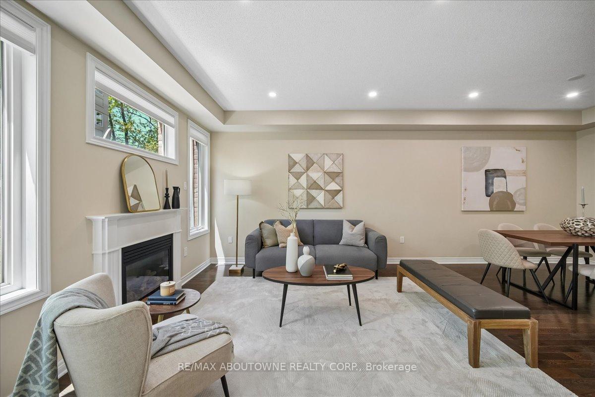 Photo 11 of 2020 Colonel William Parkway, Oakville, Bronte Creek — HOMEH