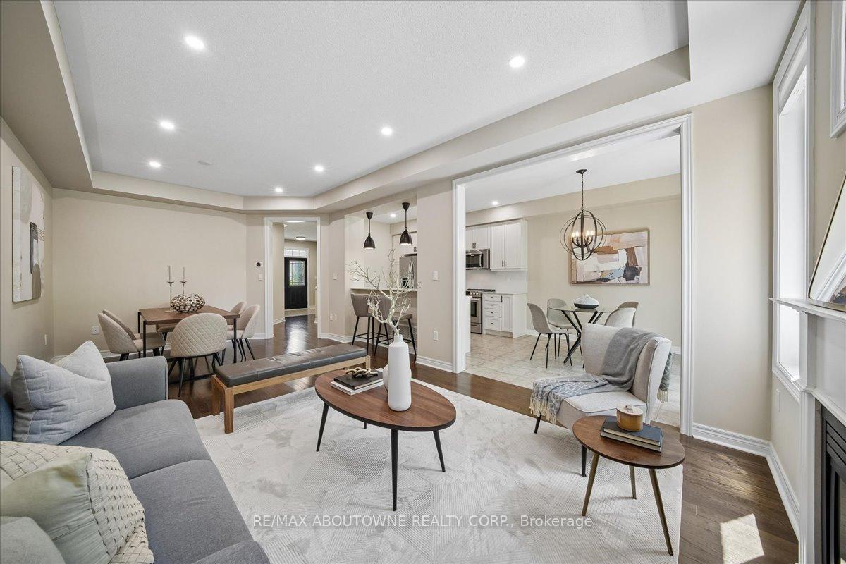 Photo 13 of 2020 Colonel William Parkway, Oakville, Bronte Creek — HOMEH