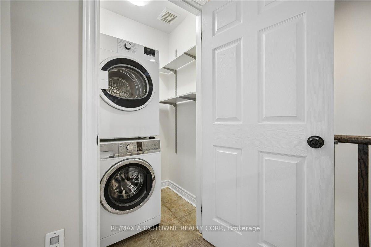 Photo 31 of 2020 Colonel William Parkway, Oakville, Bronte Creek — HOMEH