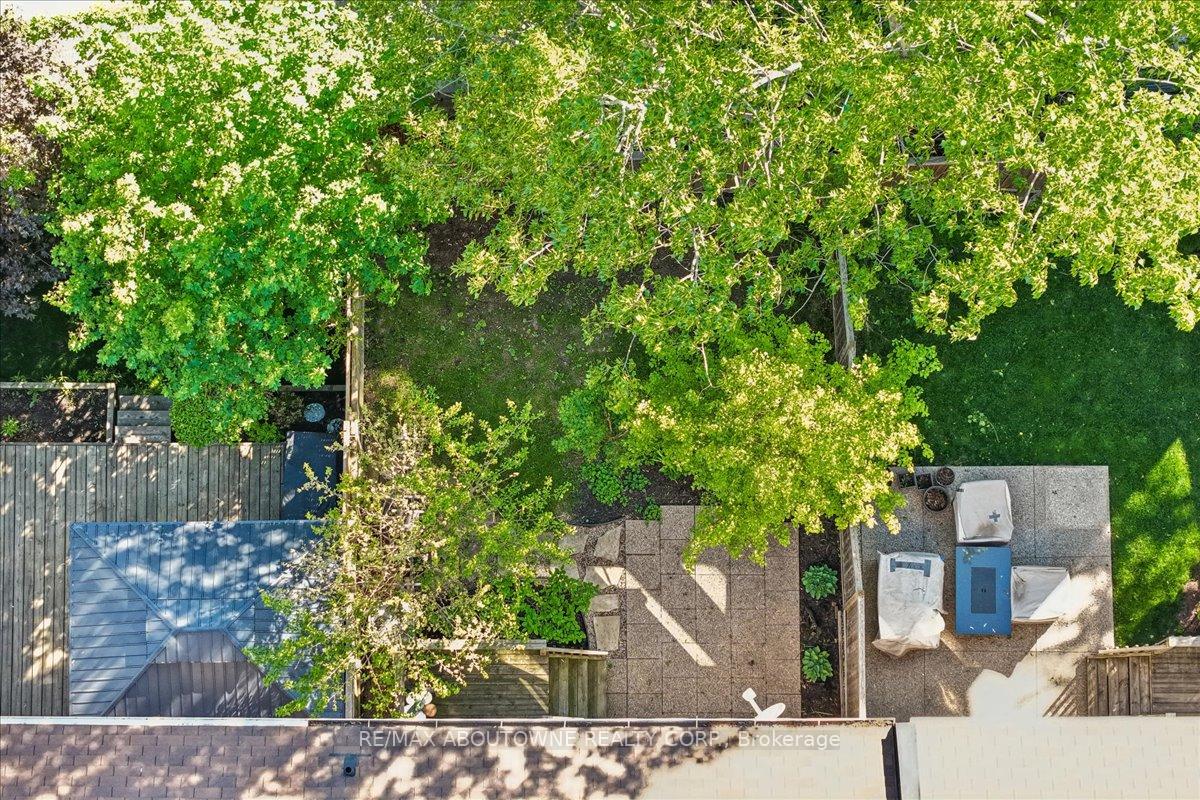 Photo 40 of 2020 Colonel William Parkway, Oakville, Bronte Creek — HOMEH