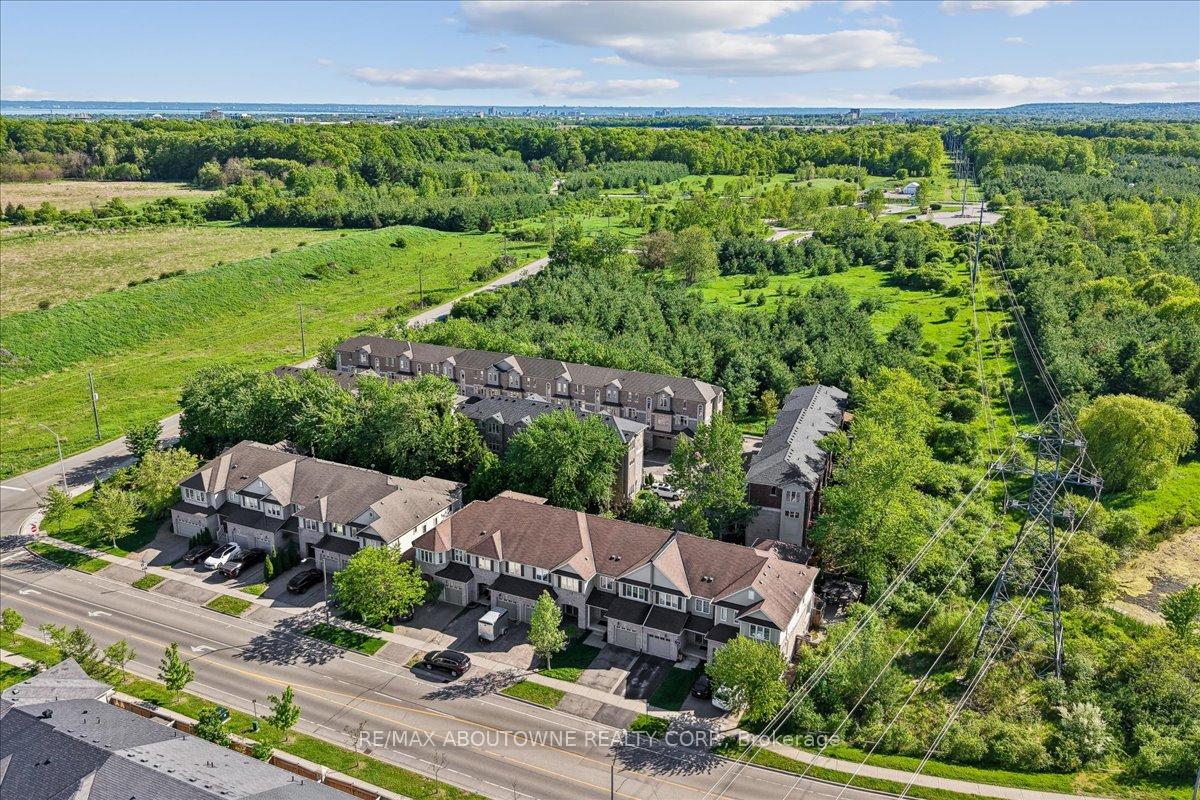 Photo 42 of 2020 Colonel William Parkway, Oakville, Bronte Creek — HOMEH