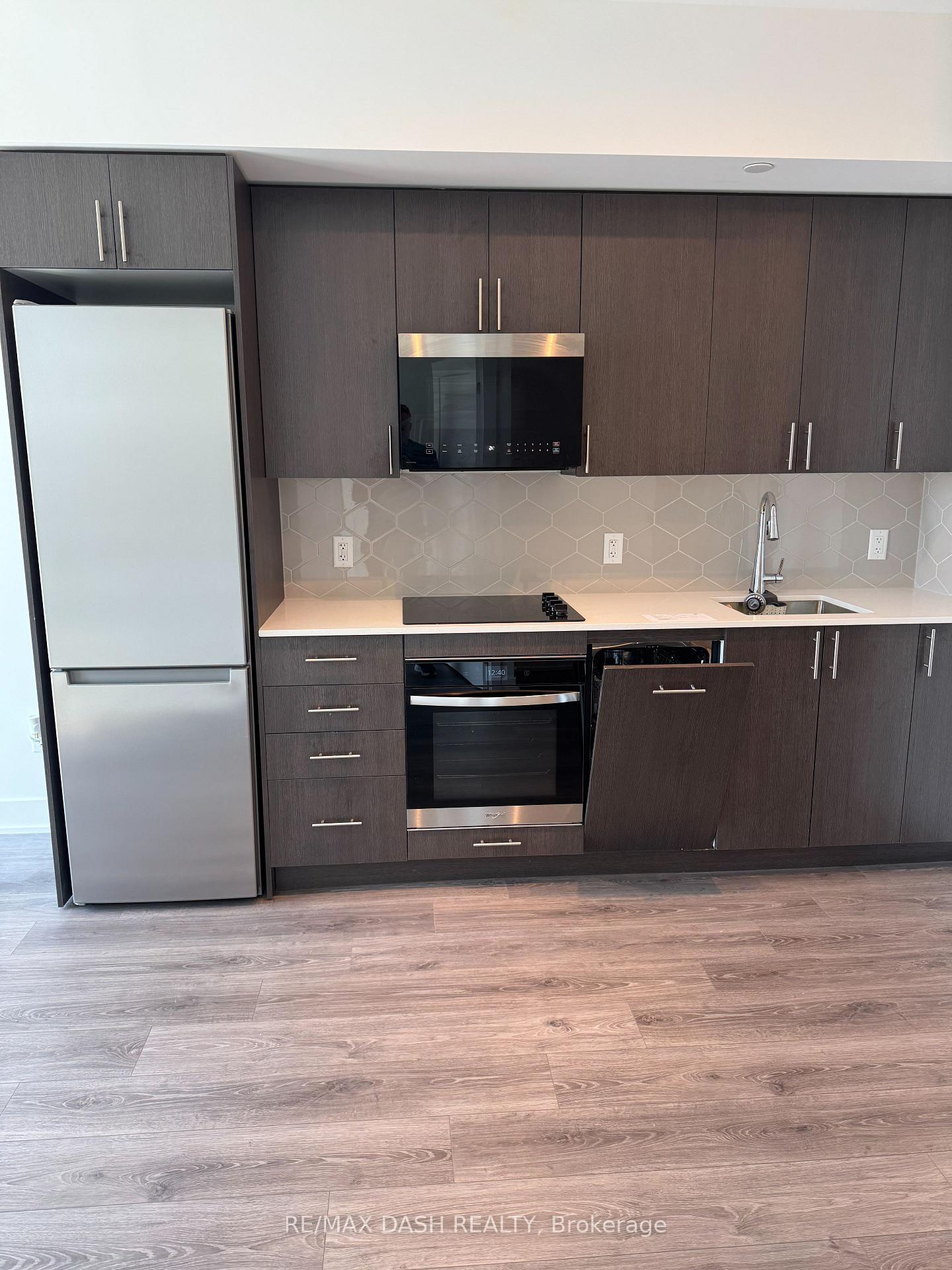 Photo 10 of Unit 631, 2545 Simcoe Street N, Oshawa, Windfields — HOMEH