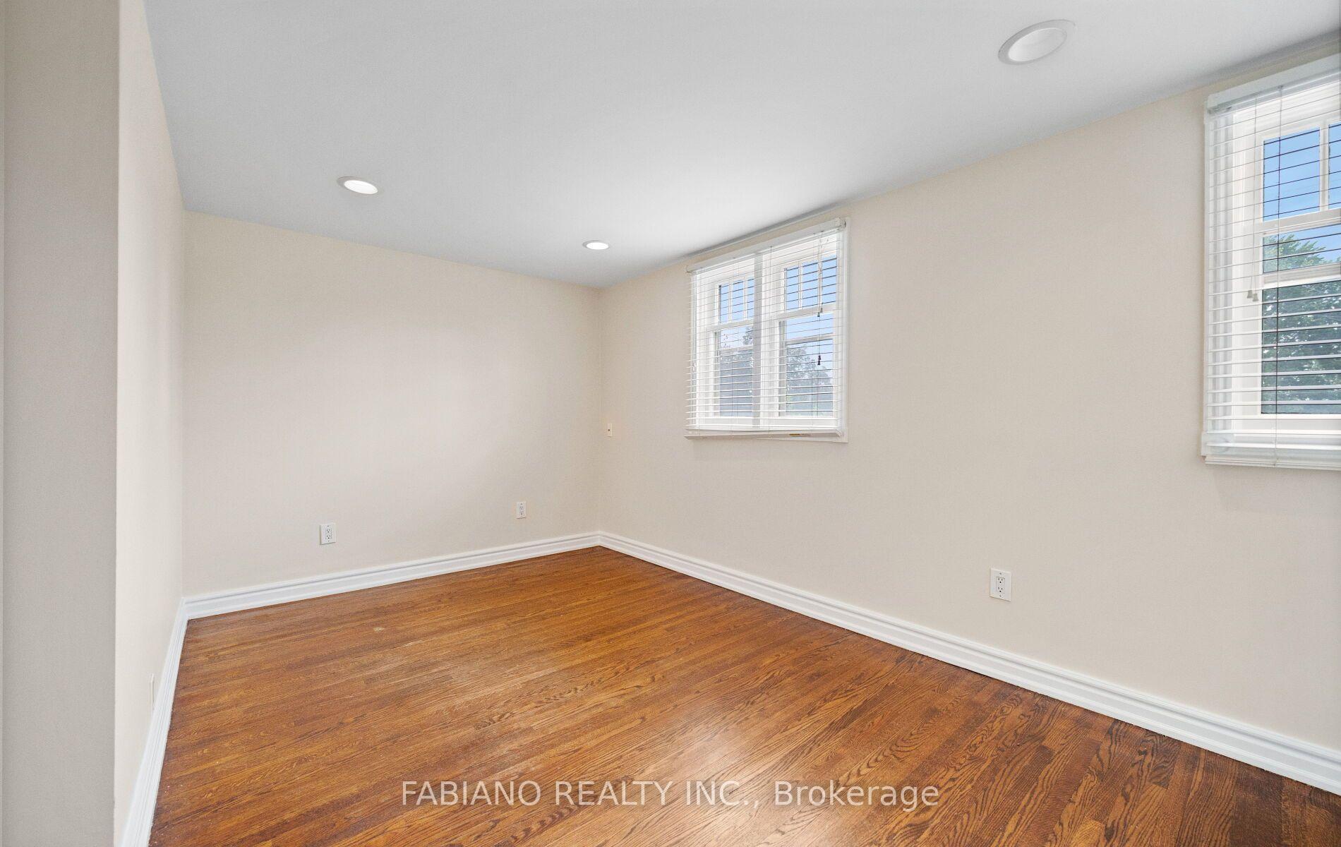 Photo 18 of 7872 Kipling Avenue, Vaughan, West Woodbridge — HOMEH