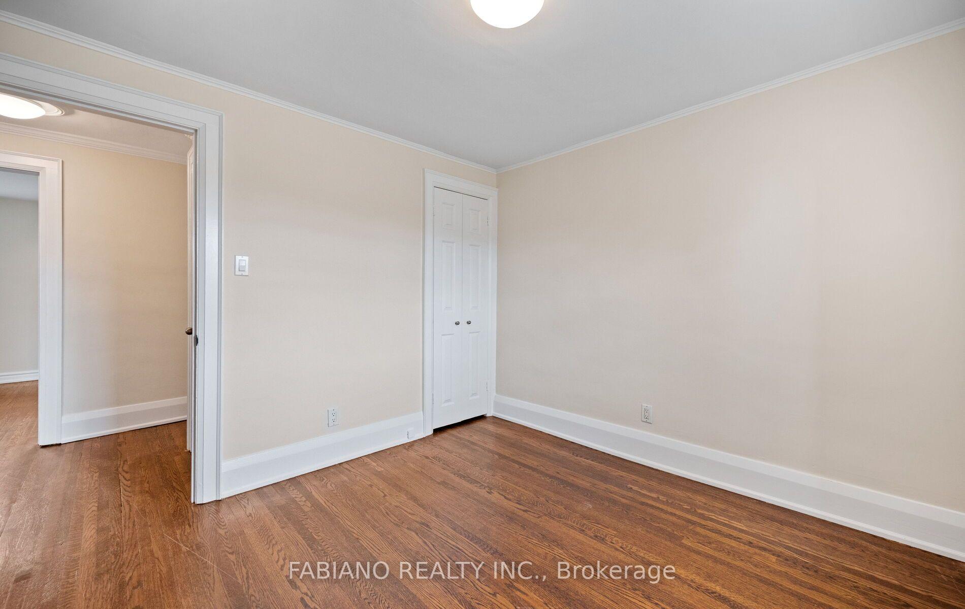 Photo 23 of 7872 Kipling Avenue, Vaughan, West Woodbridge — HOMEH