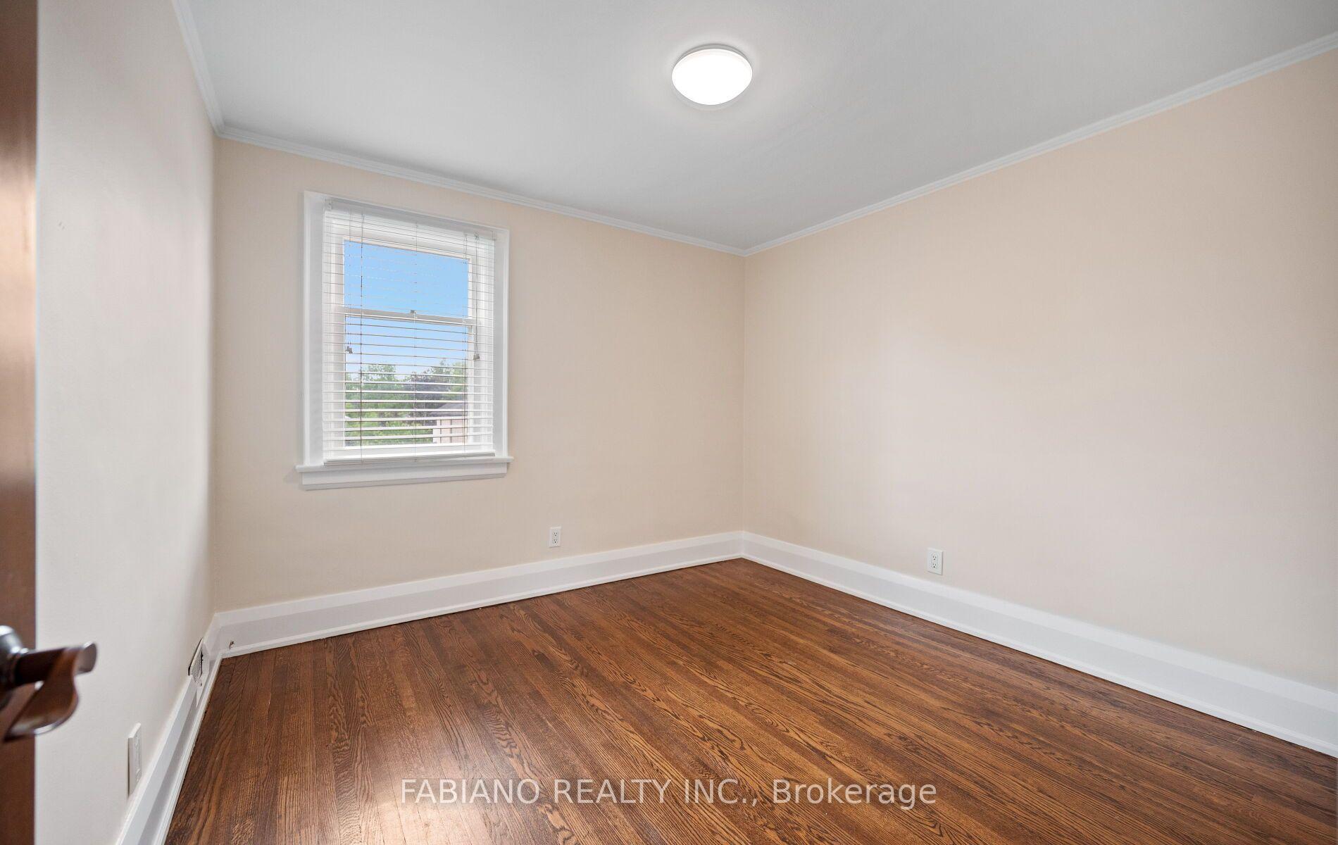 Photo 25 of 7872 Kipling Avenue, Vaughan, West Woodbridge — HOMEH