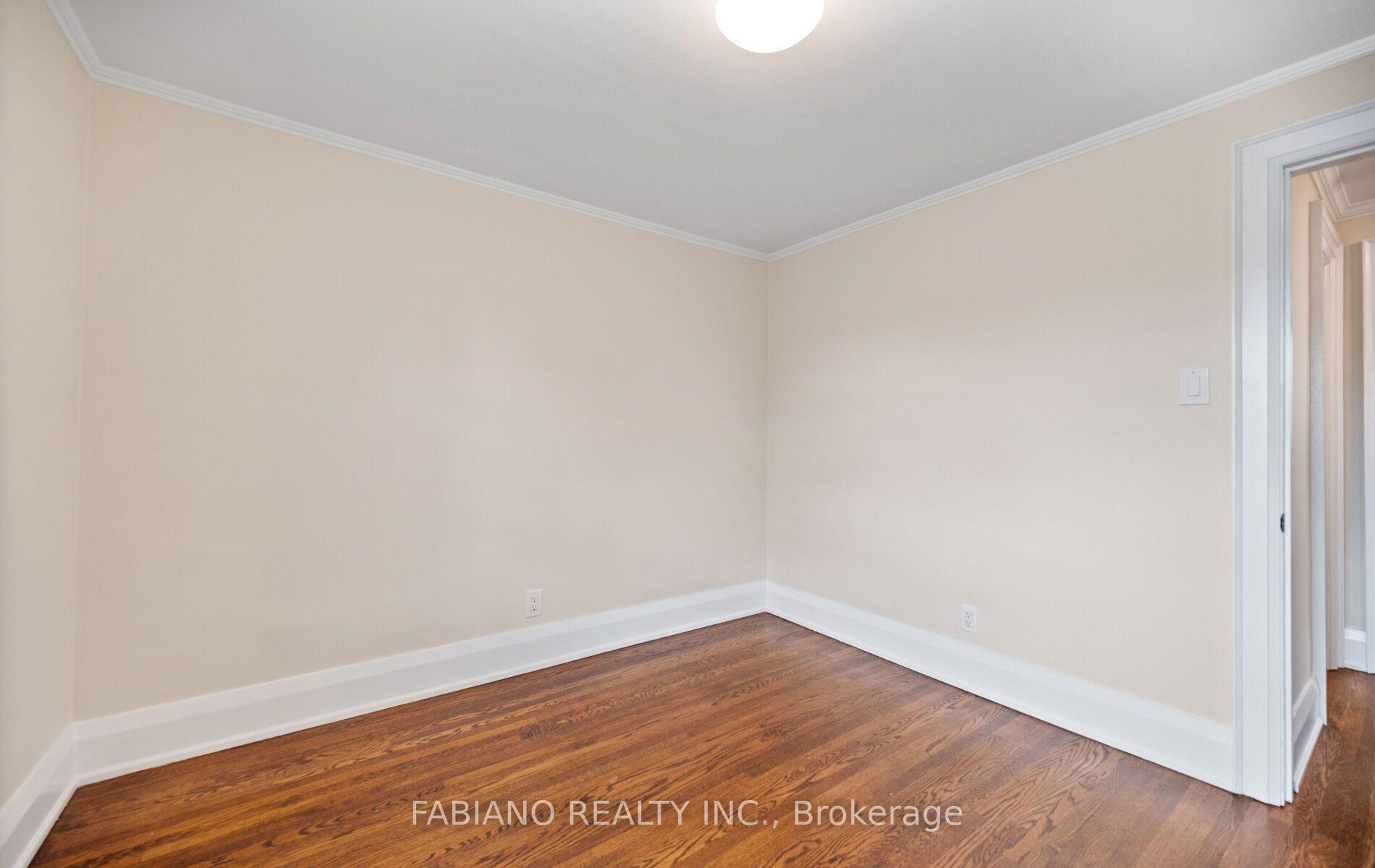 Photo 27 of 7872 Kipling Avenue, Vaughan, West Woodbridge — HOMEH