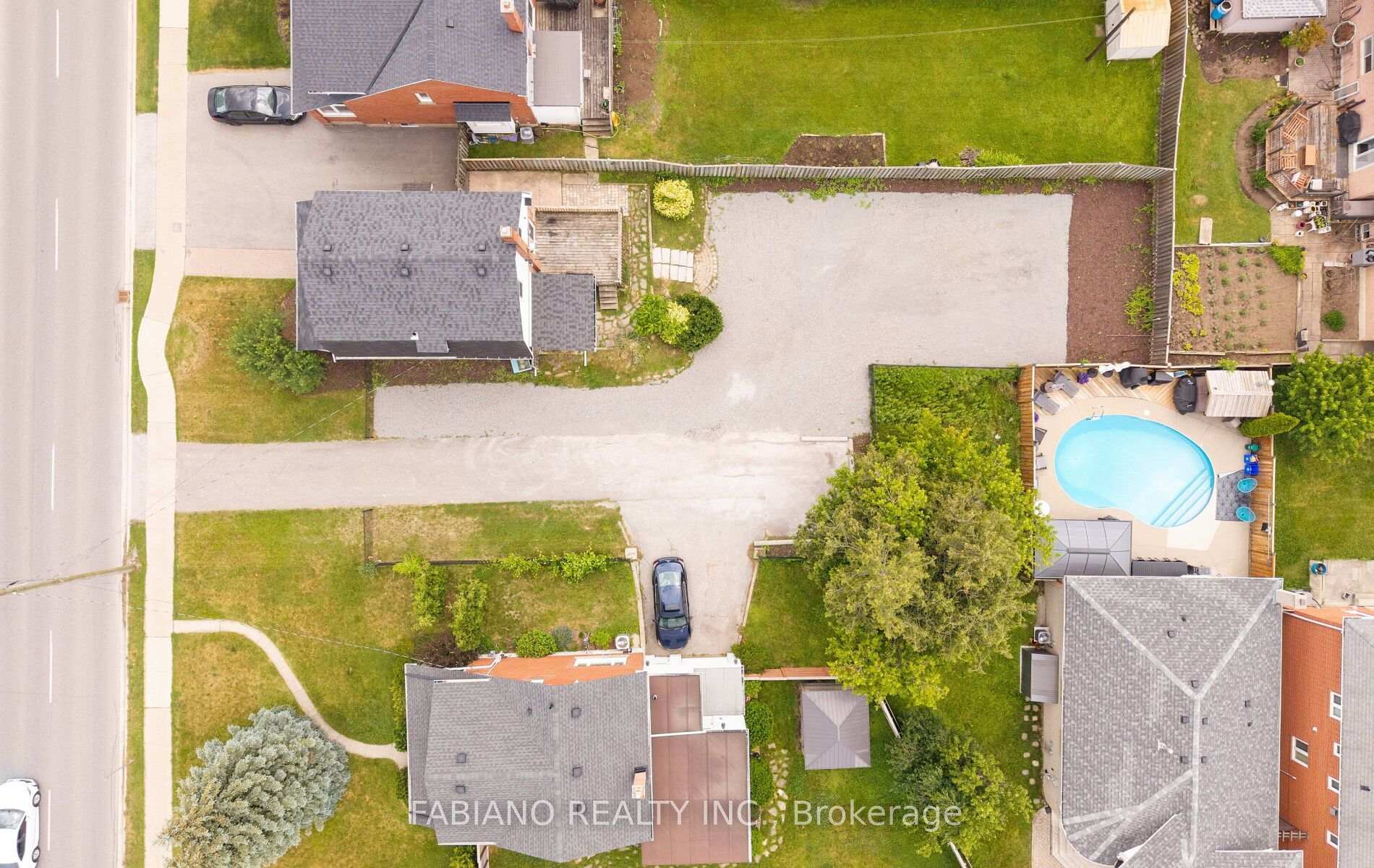 Photo 46 of 7872 Kipling Avenue, Vaughan, West Woodbridge — HOMEH