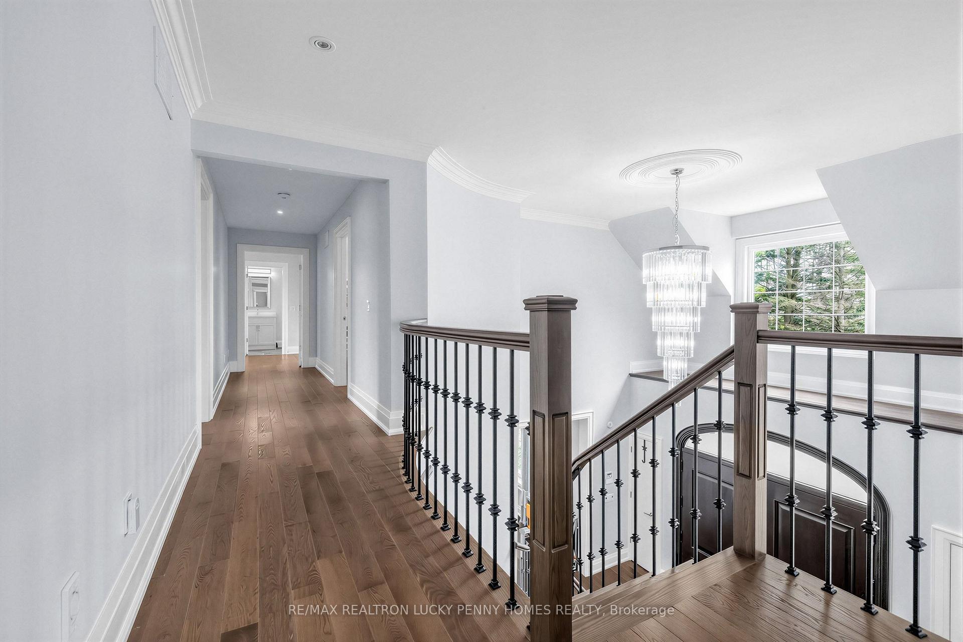 Photo 22 of 18 Walnut Glen Place, Markham, Devil's Elbow — HOMEH