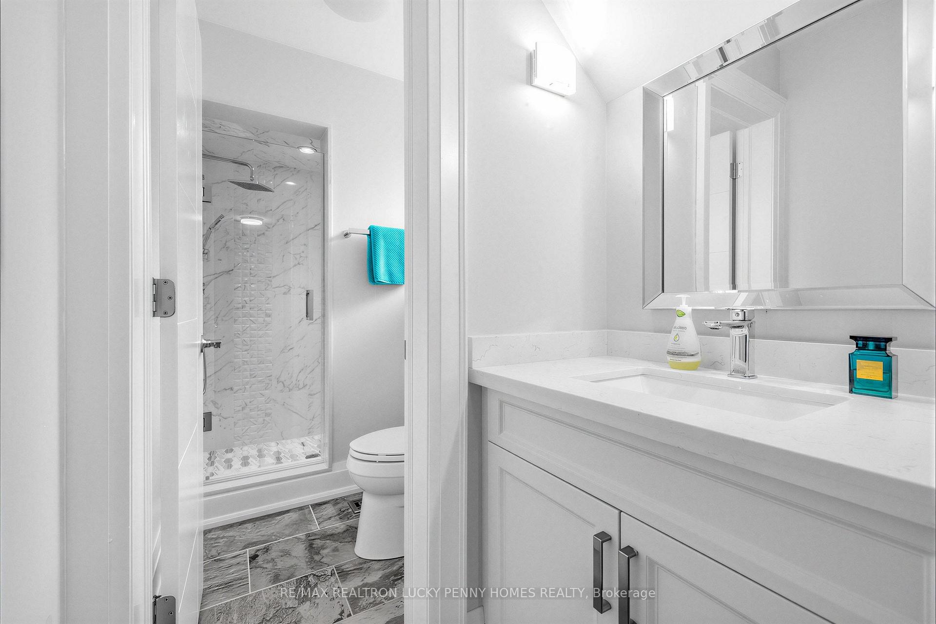 Photo 29 of 18 Walnut Glen Place, Markham, Devil's Elbow — HOMEH
