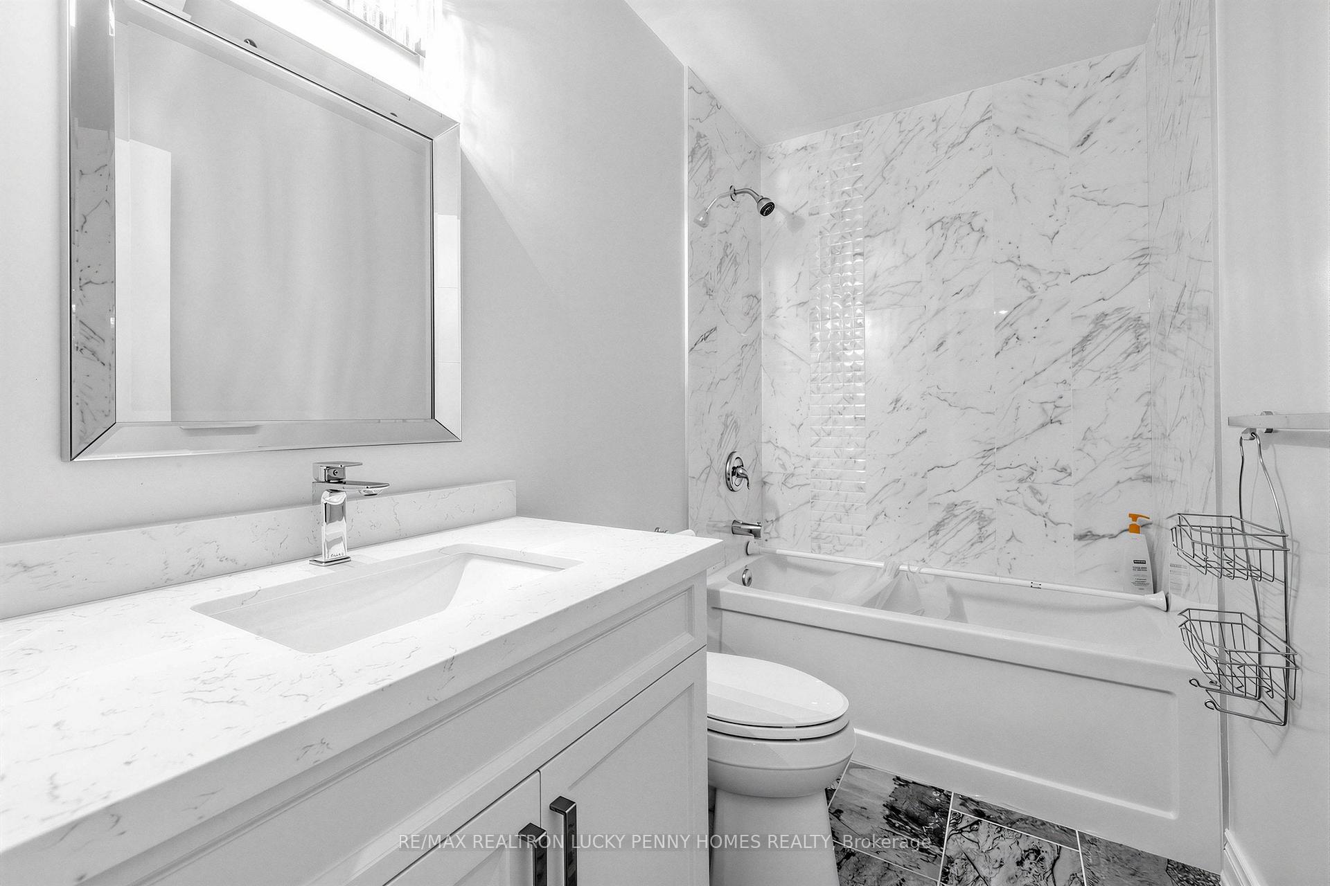 Photo 37 of 18 Walnut Glen Place, Markham, Devil's Elbow — HOMEH