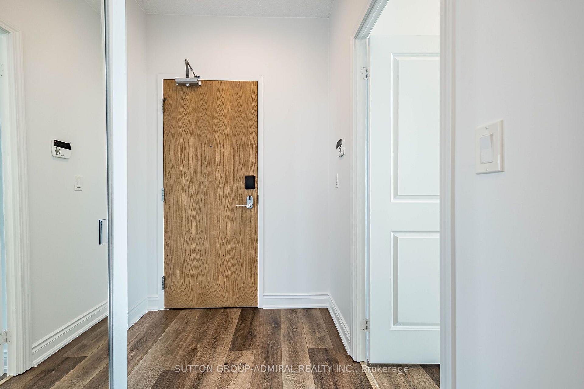 Photo 5 of Unit 803, 1900 Lake Shore Boulevard W, Toronto, South Parkdale — HOMEH