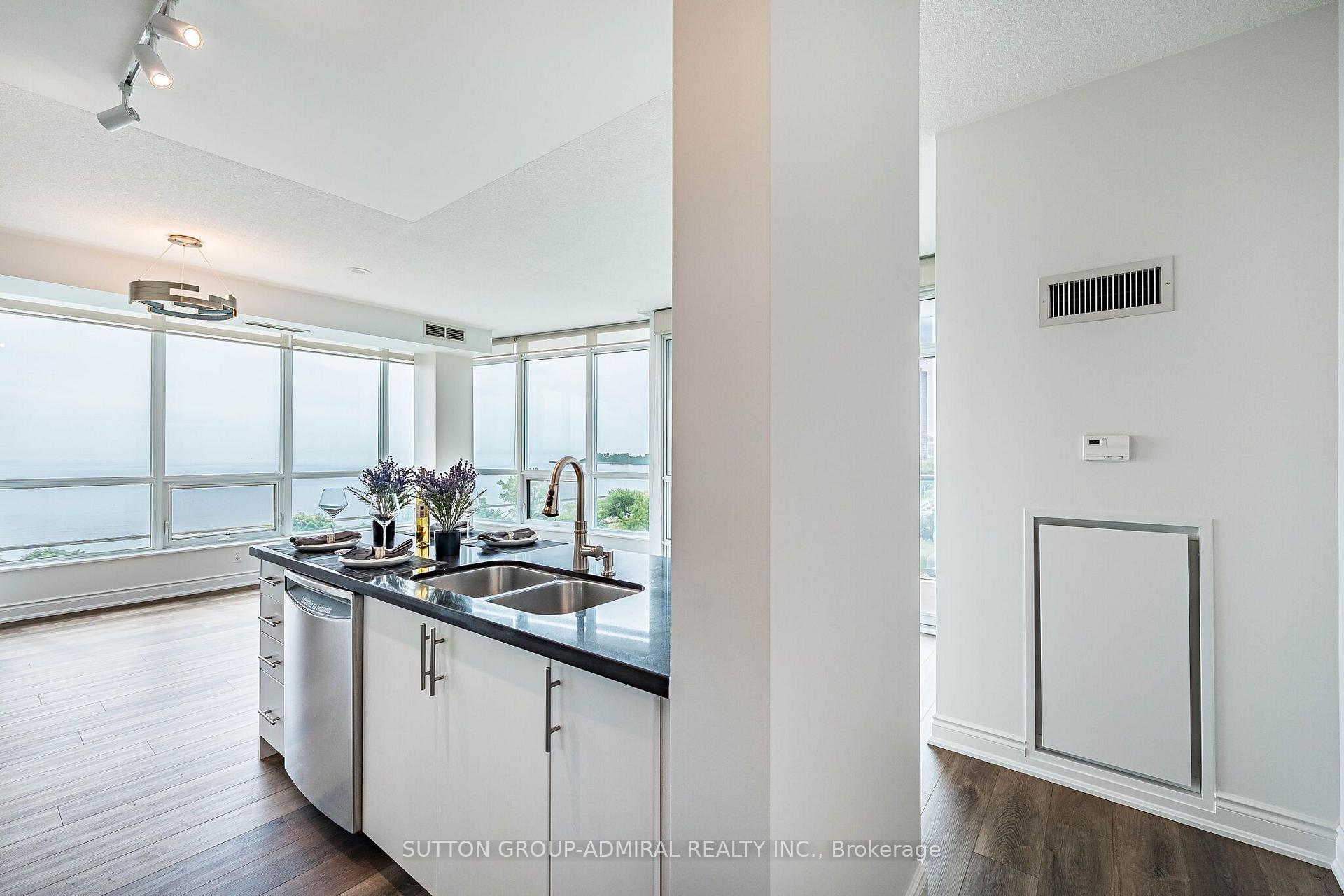 Photo 8 of Unit 803, 1900 Lake Shore Boulevard W, Toronto, South Parkdale — HOMEH