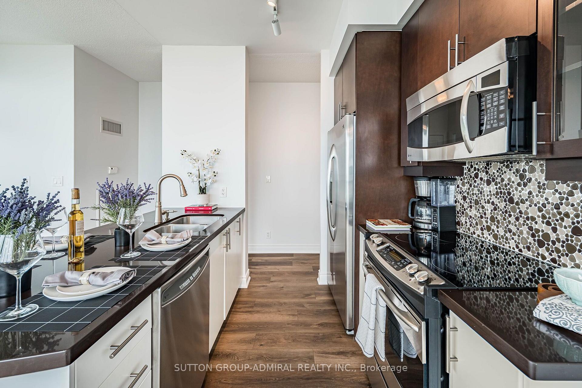 Photo 23 of Unit 803, 1900 Lake Shore Boulevard W, Toronto, South Parkdale — HOMEH