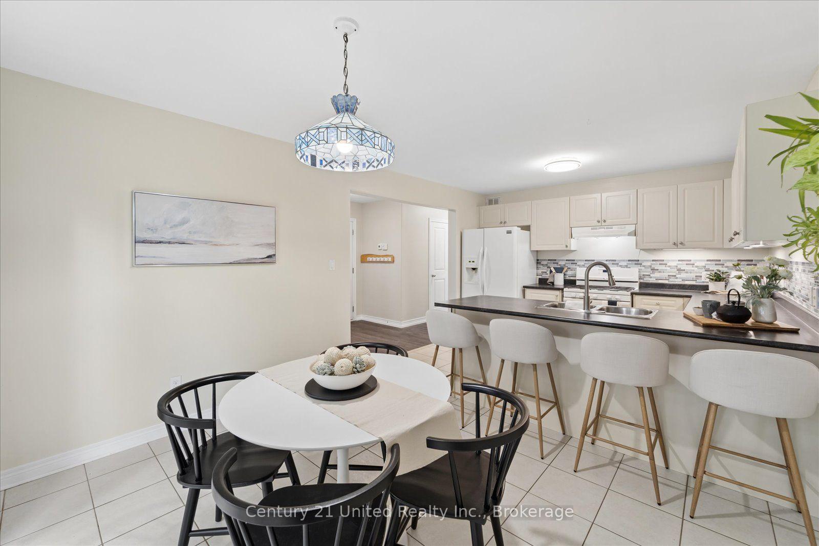 Photo 52 of 262 Bowen Drive, Peterborough, Northcrest Ward 5 — HOMEH