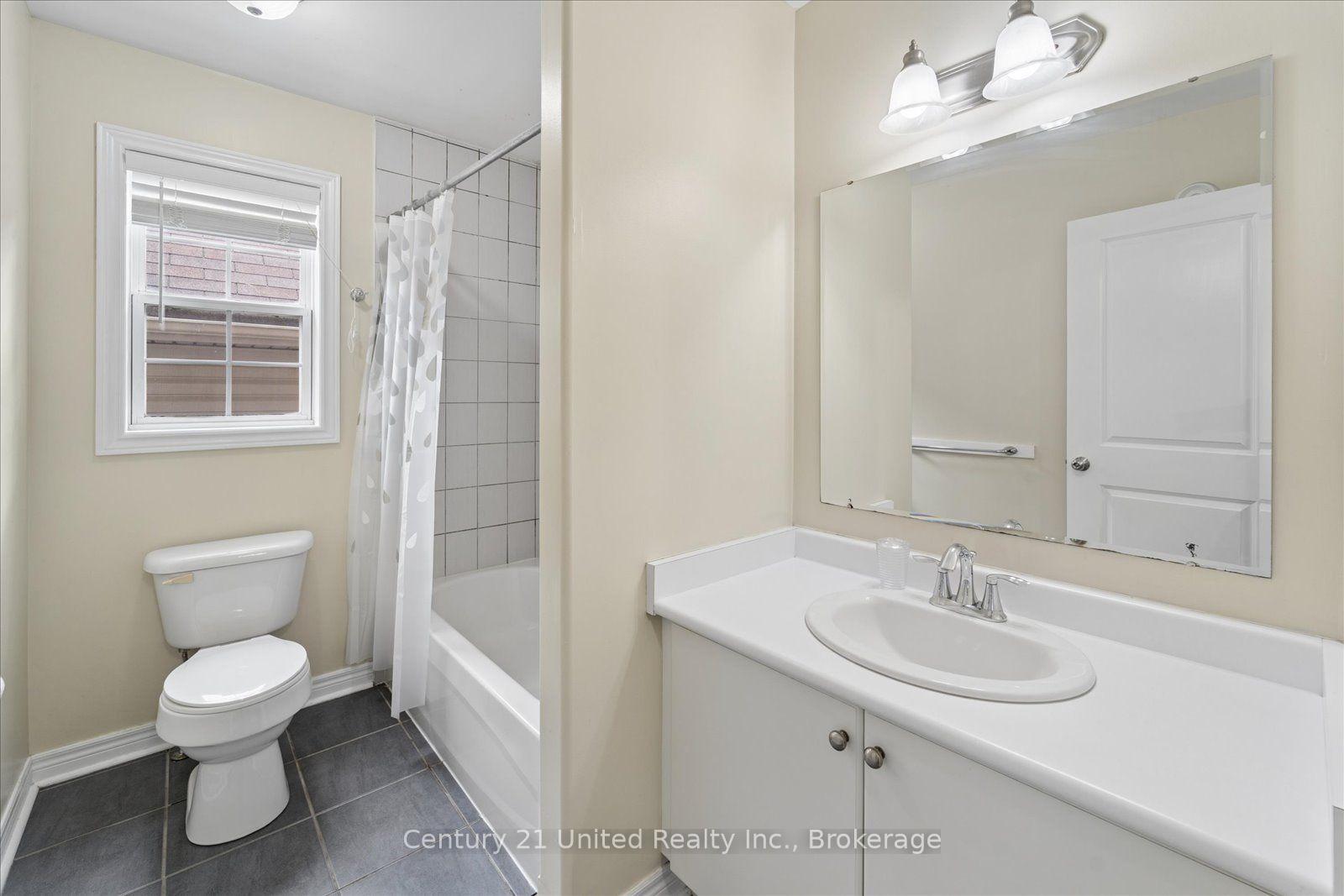 Photo 85 of 262 Bowen Drive, Peterborough, Northcrest Ward 5 — HOMEH