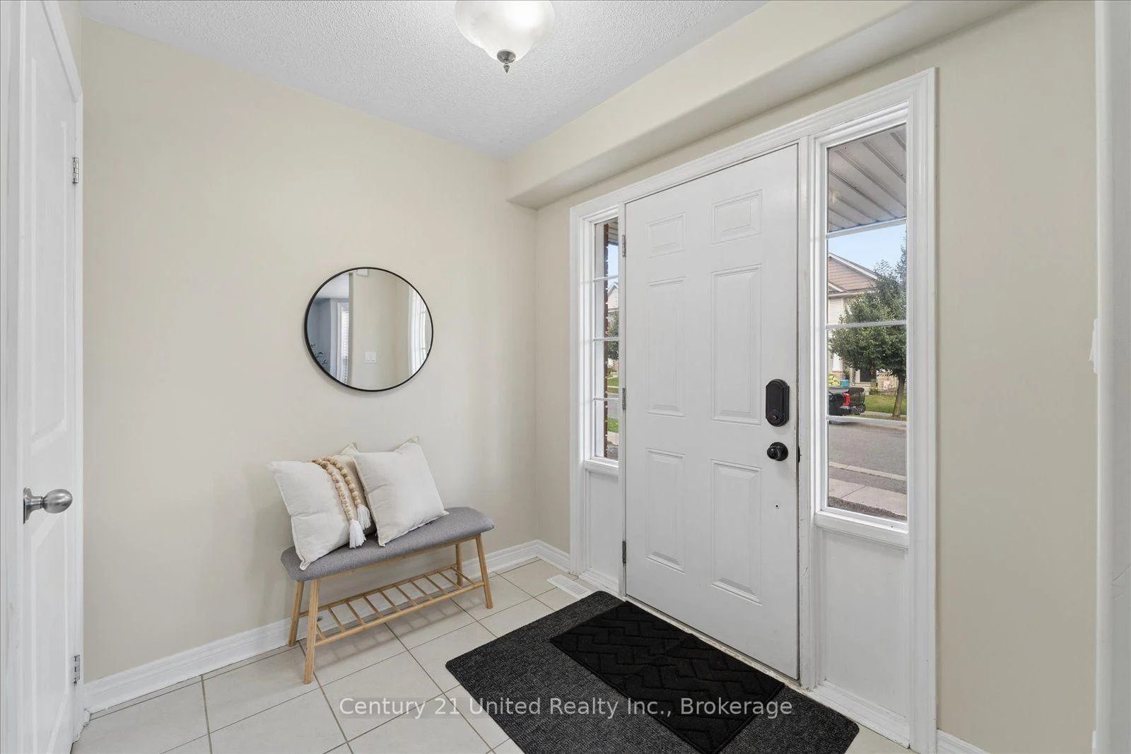 Photo 12 of 262 Bowen Drive, Peterborough, Northcrest Ward 5 — HOMEH