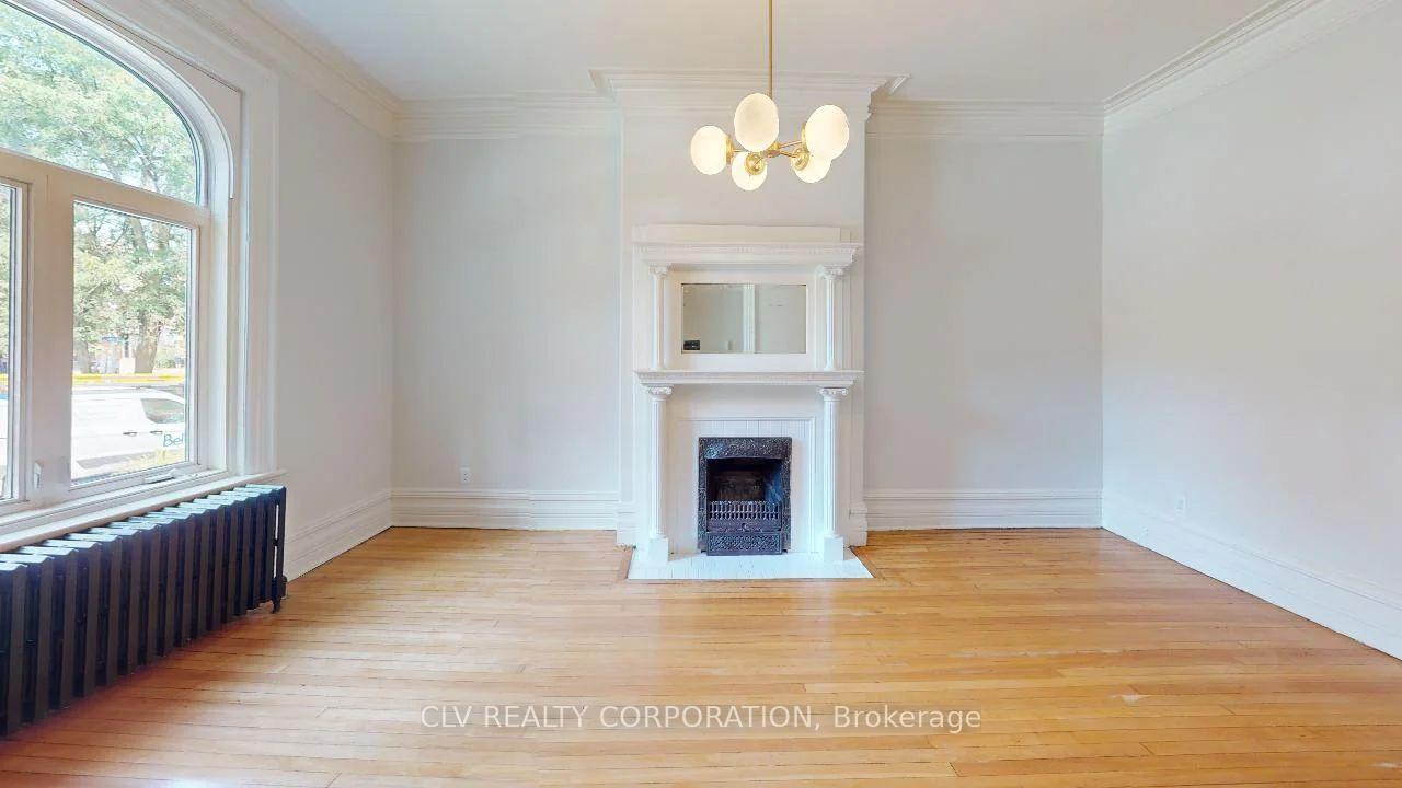 Photo 4 of Unit 2, 46 Maclaren Street, Ottawa, Ottawa Centre/Golden Triangle — HOMEH