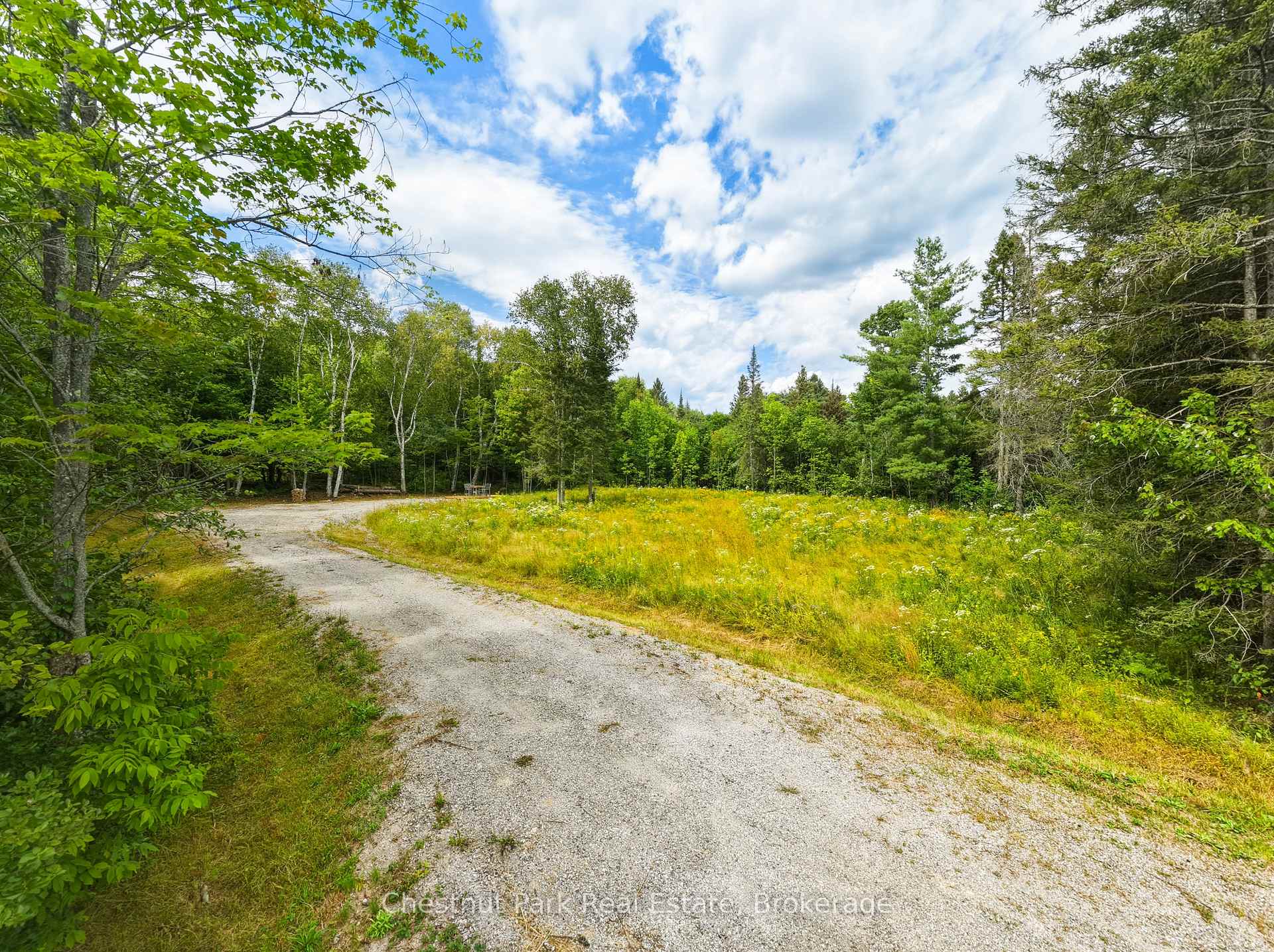 Photo 4 of 106 Golf Course Road, Magnetawan — HOMEH