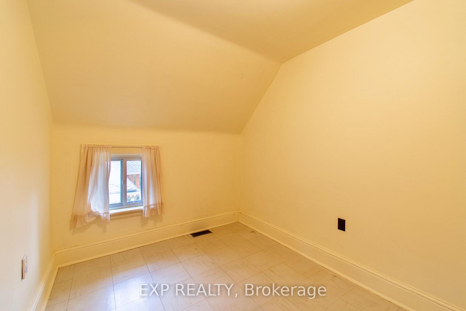 Photo 21 of 40 Marcus Street, Barrie, Allandale — HOMEH