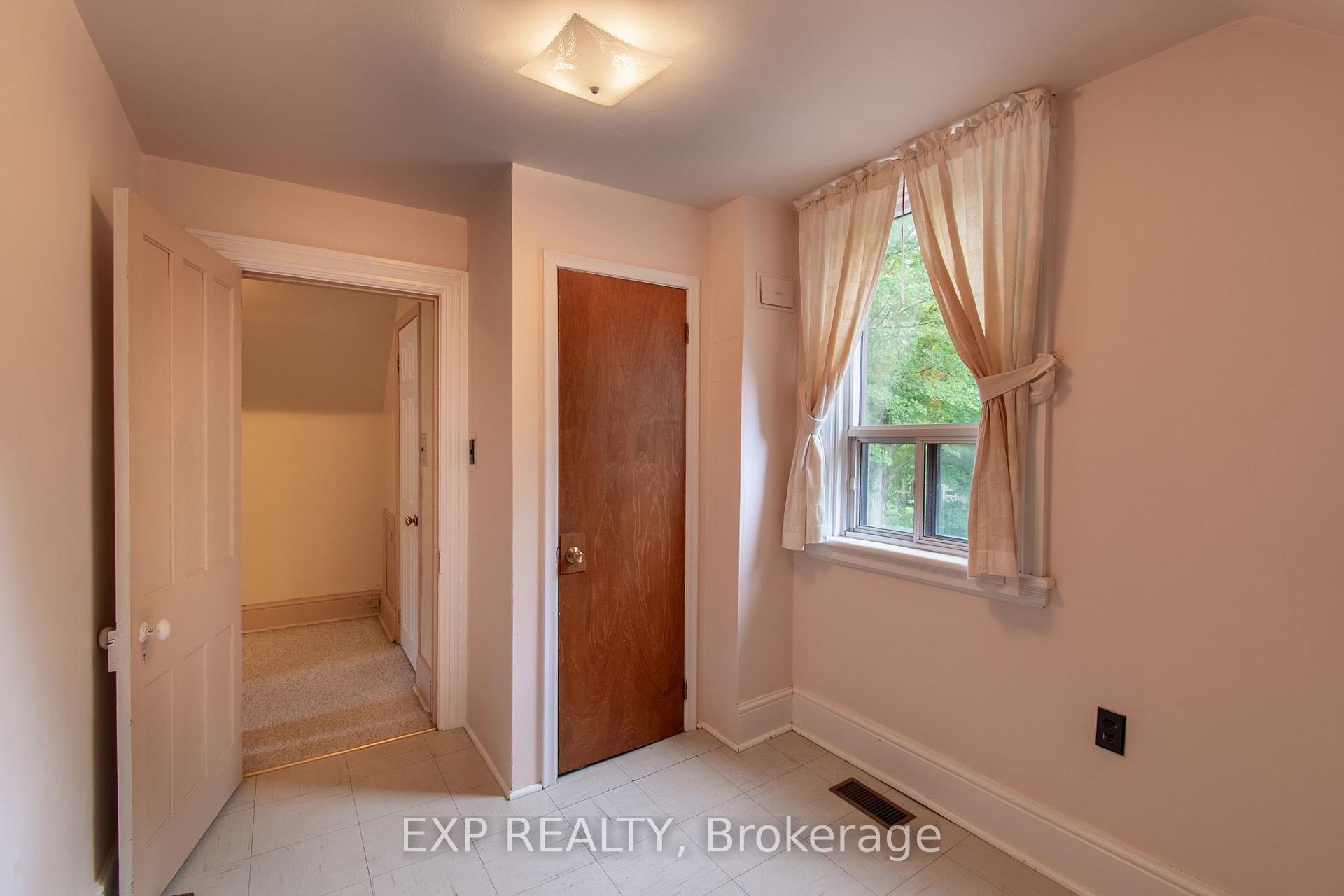 Photo 22 of 40 Marcus Street, Barrie, Allandale — HOMEH