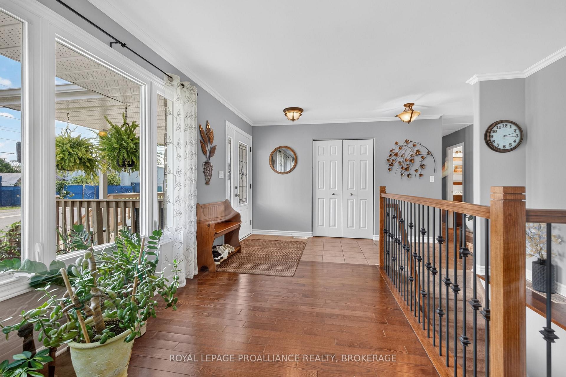 Photo 11 of 394 Queen Street, Loyalist, Bath — HOMEH