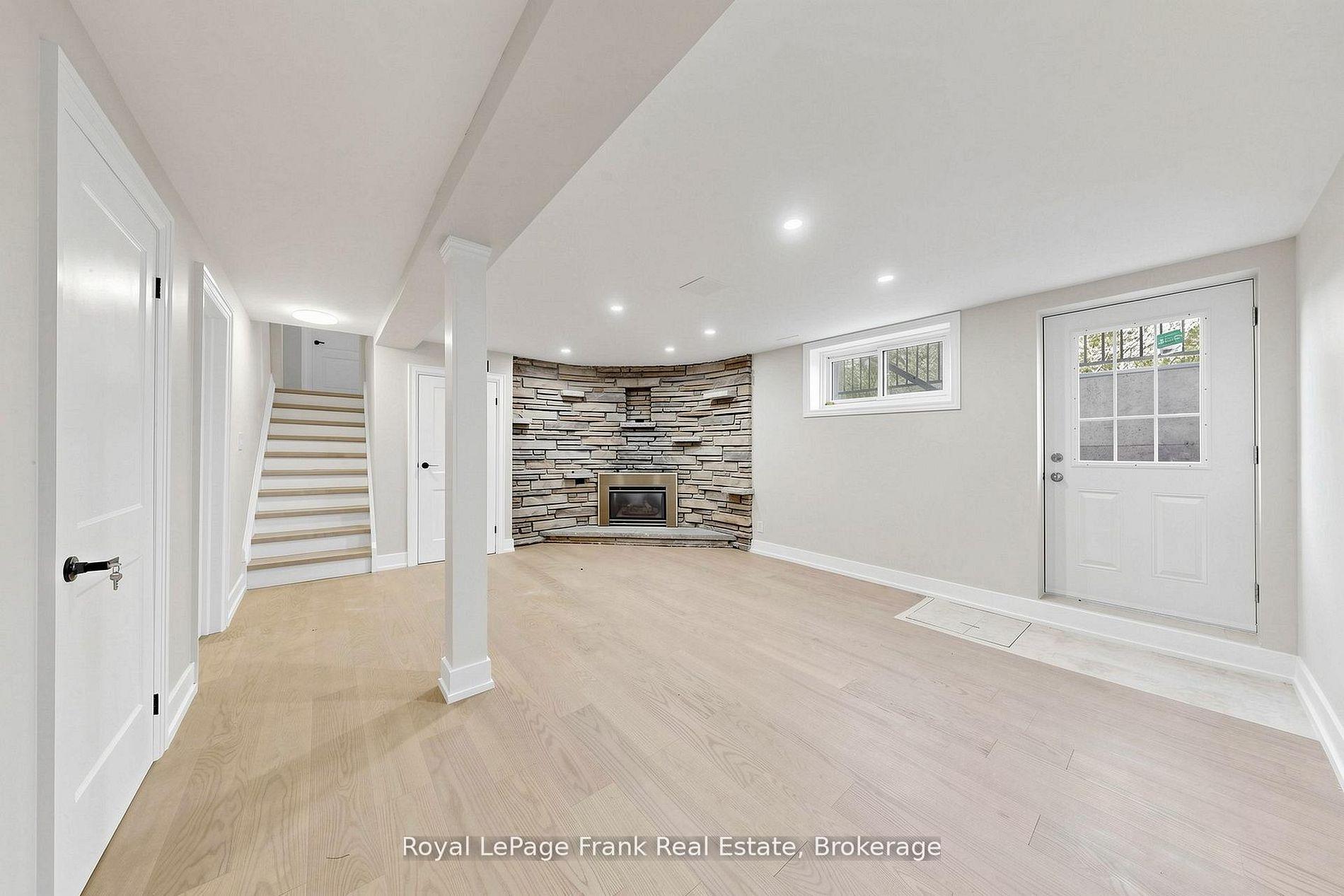 Photo 33 of 344 Rossland Road E, Oshawa, Centennial — HOMEH