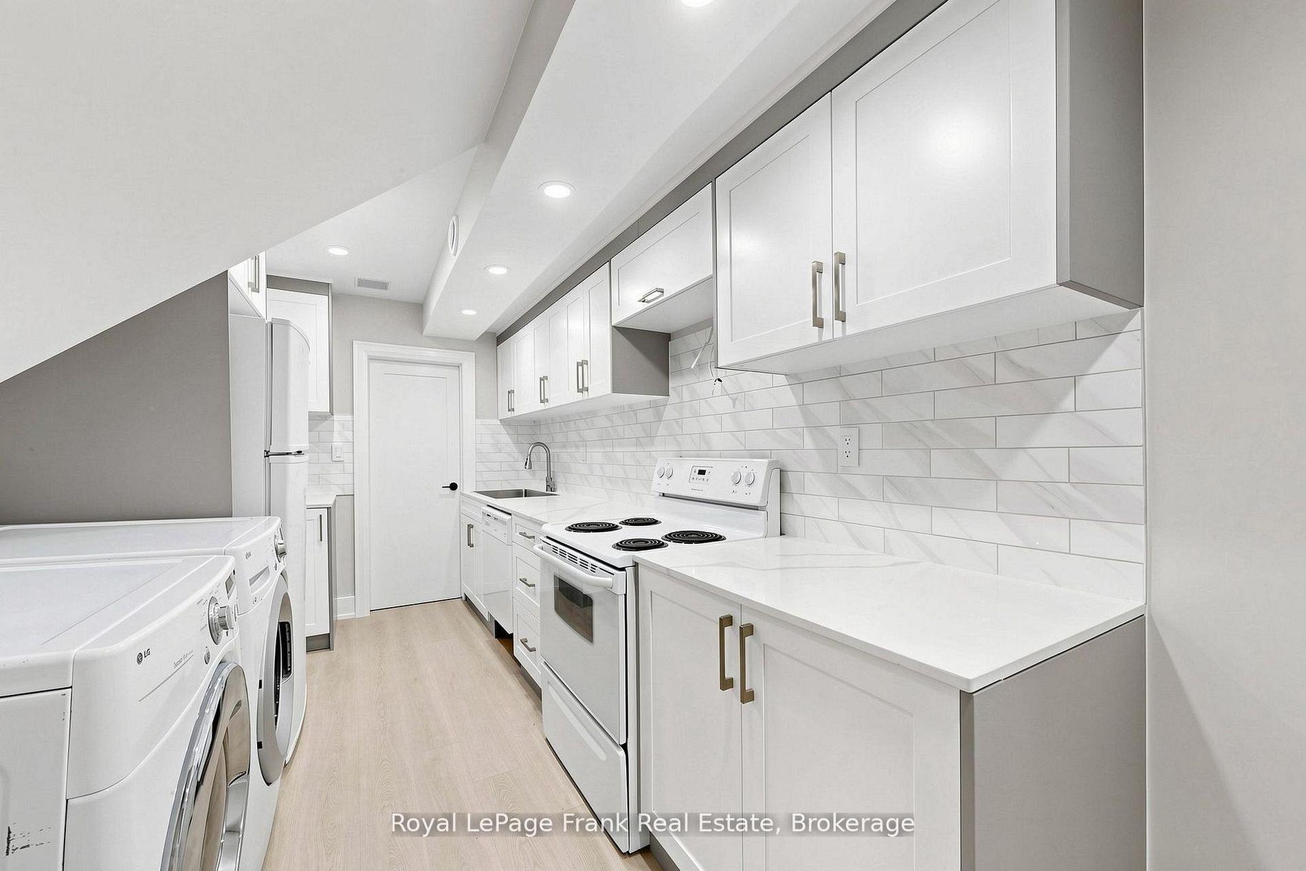 Photo 38 of 344 Rossland Road E, Oshawa, Centennial — HOMEH