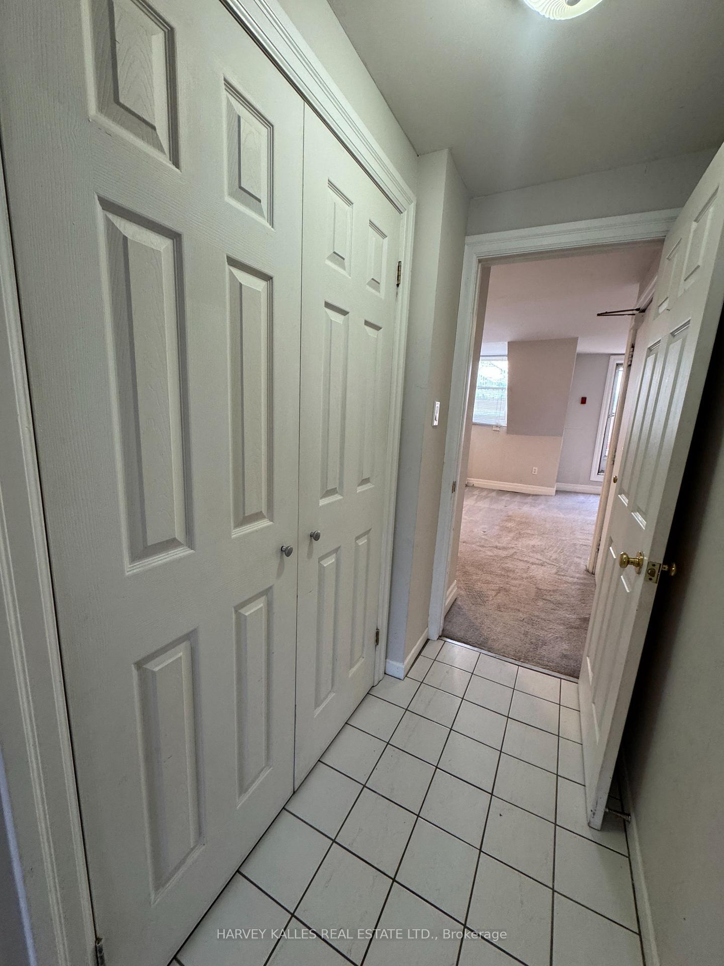 Photo 6 of Unit 301, 676 Huron Street, Toronto, The Annex — HOMEH