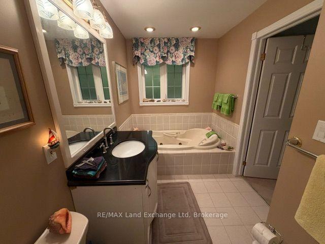 Photo 20 of 740 Scott Street W, North Perth, Listowel — HOMEH