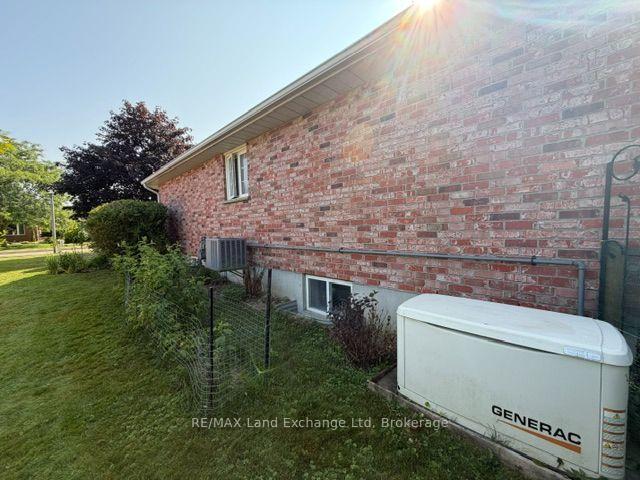 Photo 36 of 740 Scott Street W, North Perth, Listowel — HOMEH