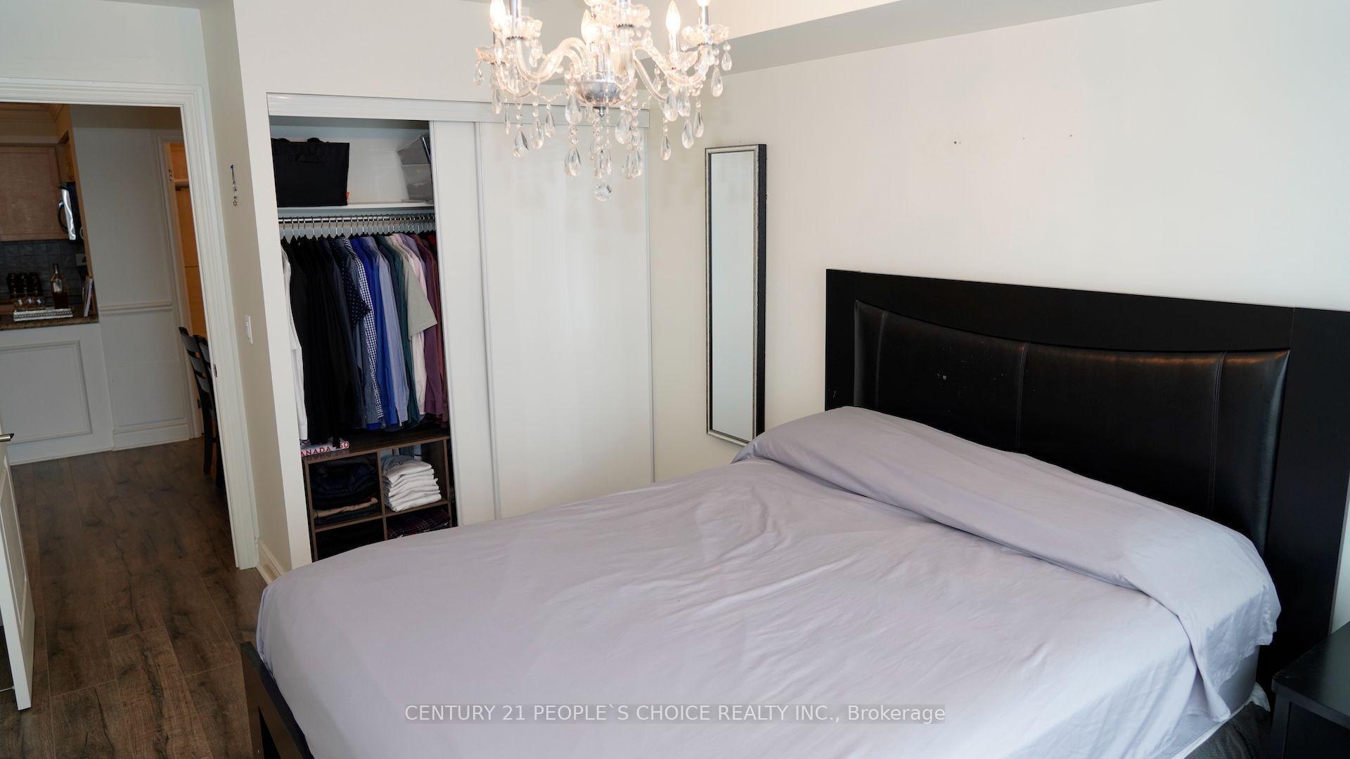 Photo 12 of Unit 401, 7 North Park Road, Vaughan, Beverley Glen — HOMEH