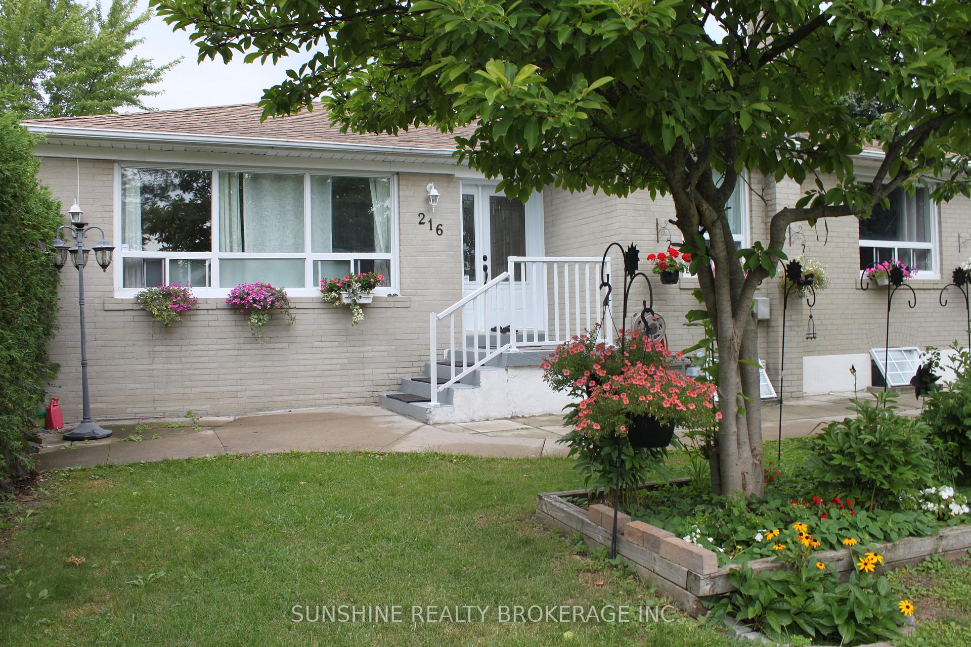 Front of Unit Lower B, 216 Alverna Road