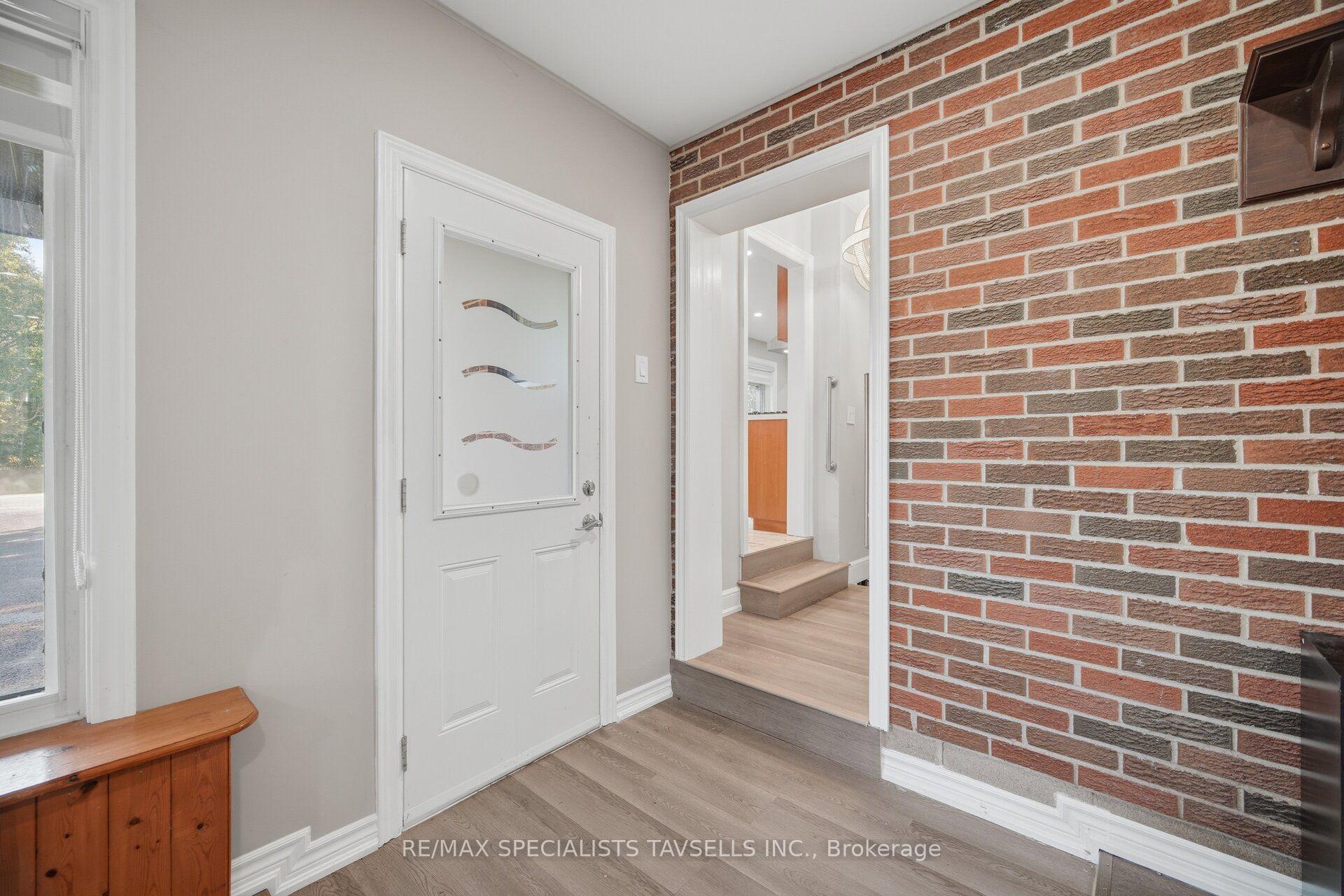 Photo 11 of 6 Maple Grove Road, Caledon, Caledon Village — HOMEH