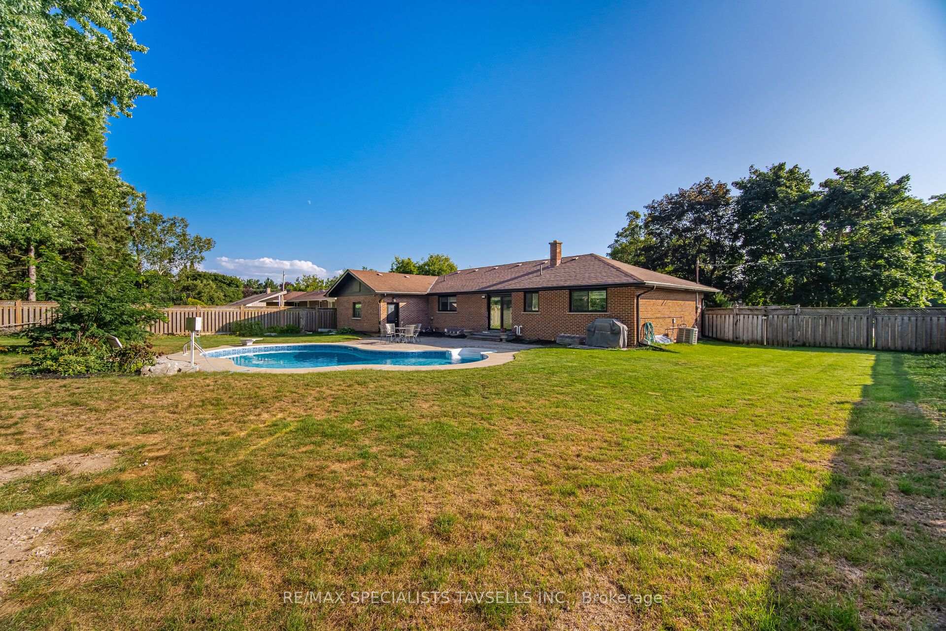 Photo 37 of 6 Maple Grove Road, Caledon, Caledon Village — HOMEH